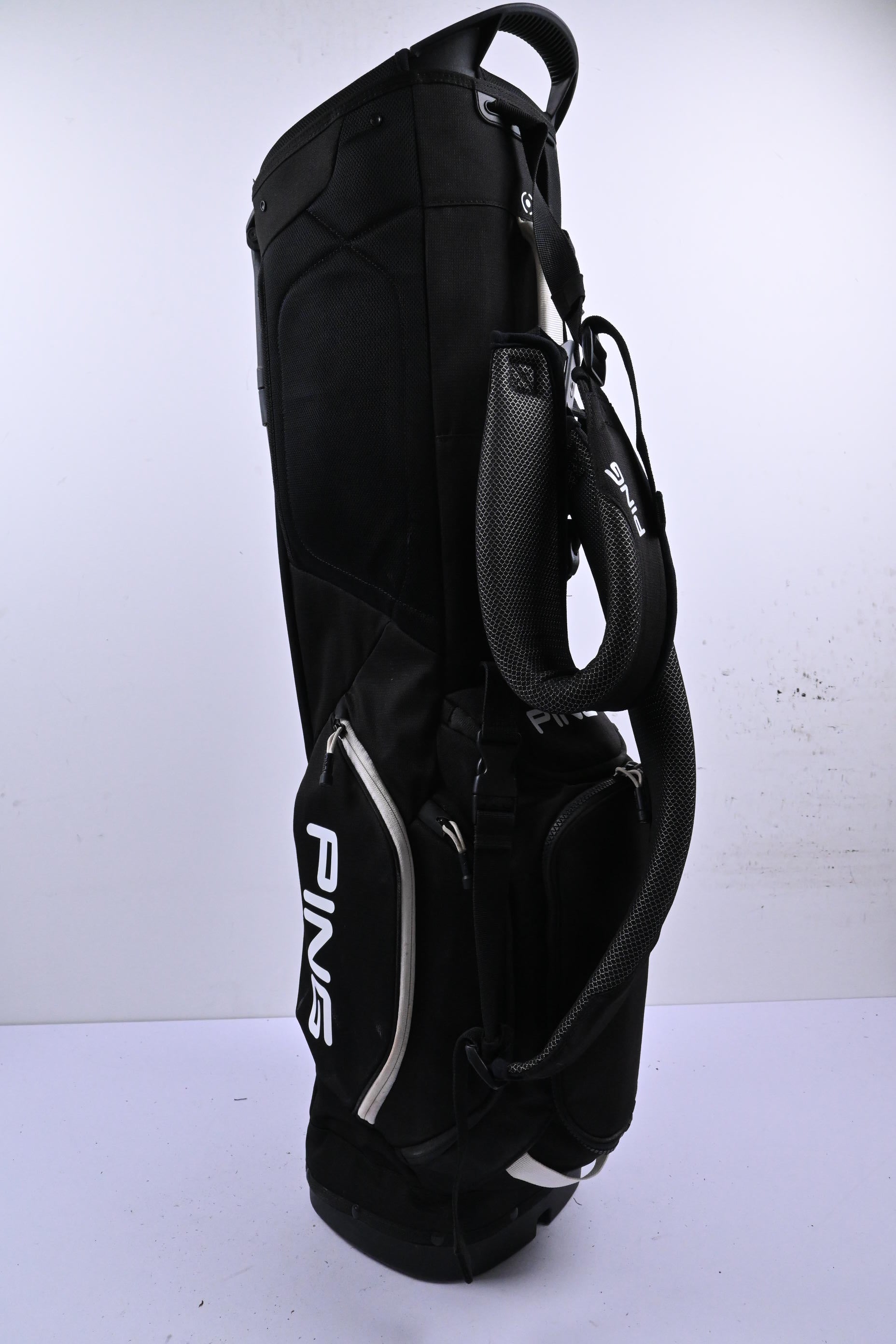 Ping Stand Bag / 4-Way Dividers / Black & White