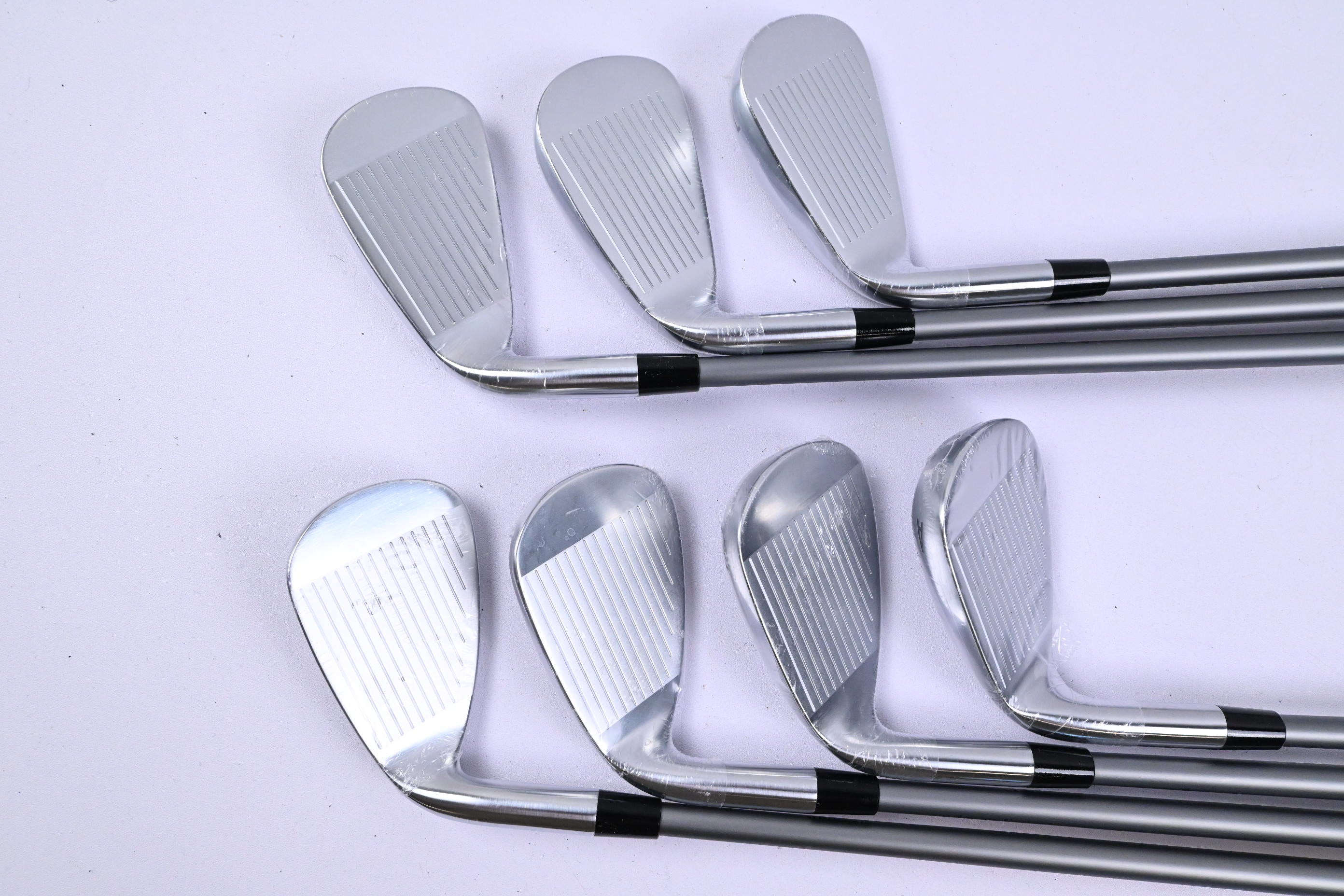 Callaway Quantum Max OS Irons / 5-PW+GW / Regular Flex Denali Silver 60 Shafts