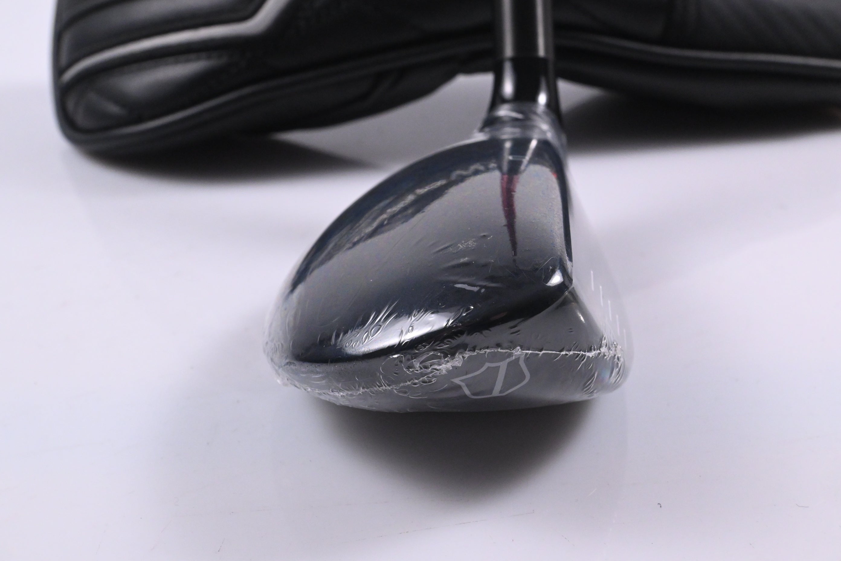 Wilson DYNAPWR 2025 #4 Hybrid / 22 Degree / Regular Flex Denali Red 70 Shaft