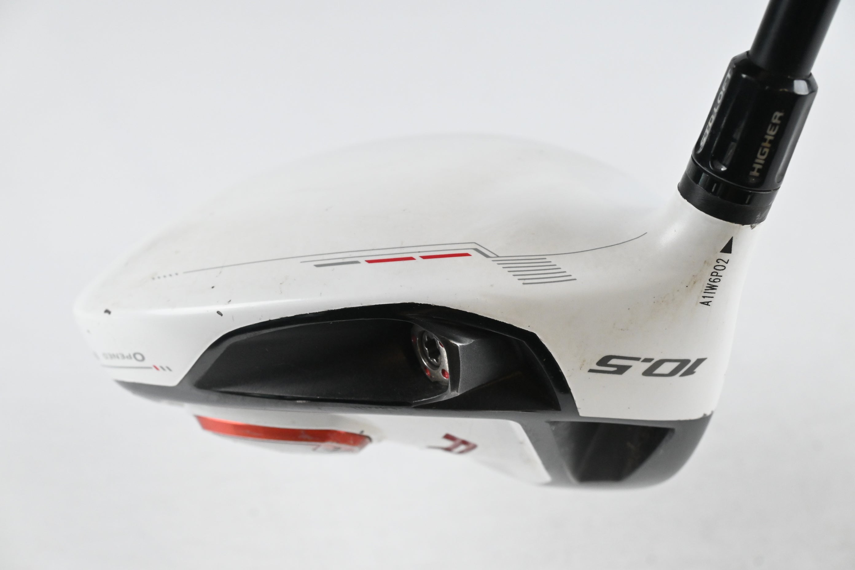 Left Hand Taylormade R11 Driver / 10.5 Degree / Stiff Flex Fujikura Blur 60 Shaft