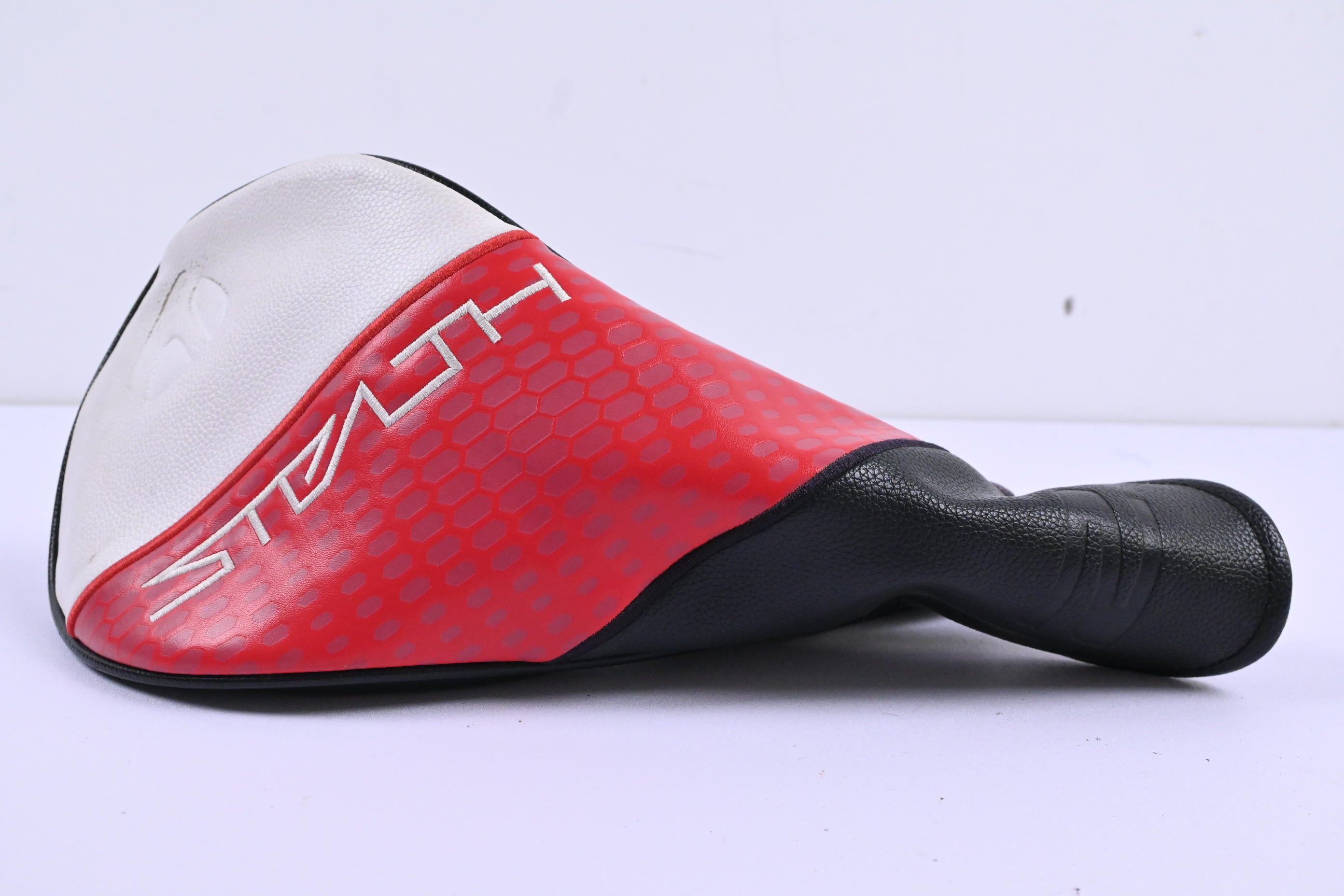 Taylormade Stealth 2 HD Driver / 10.5 Degree / Stiff Flex Kuro Kage 60 Shaft