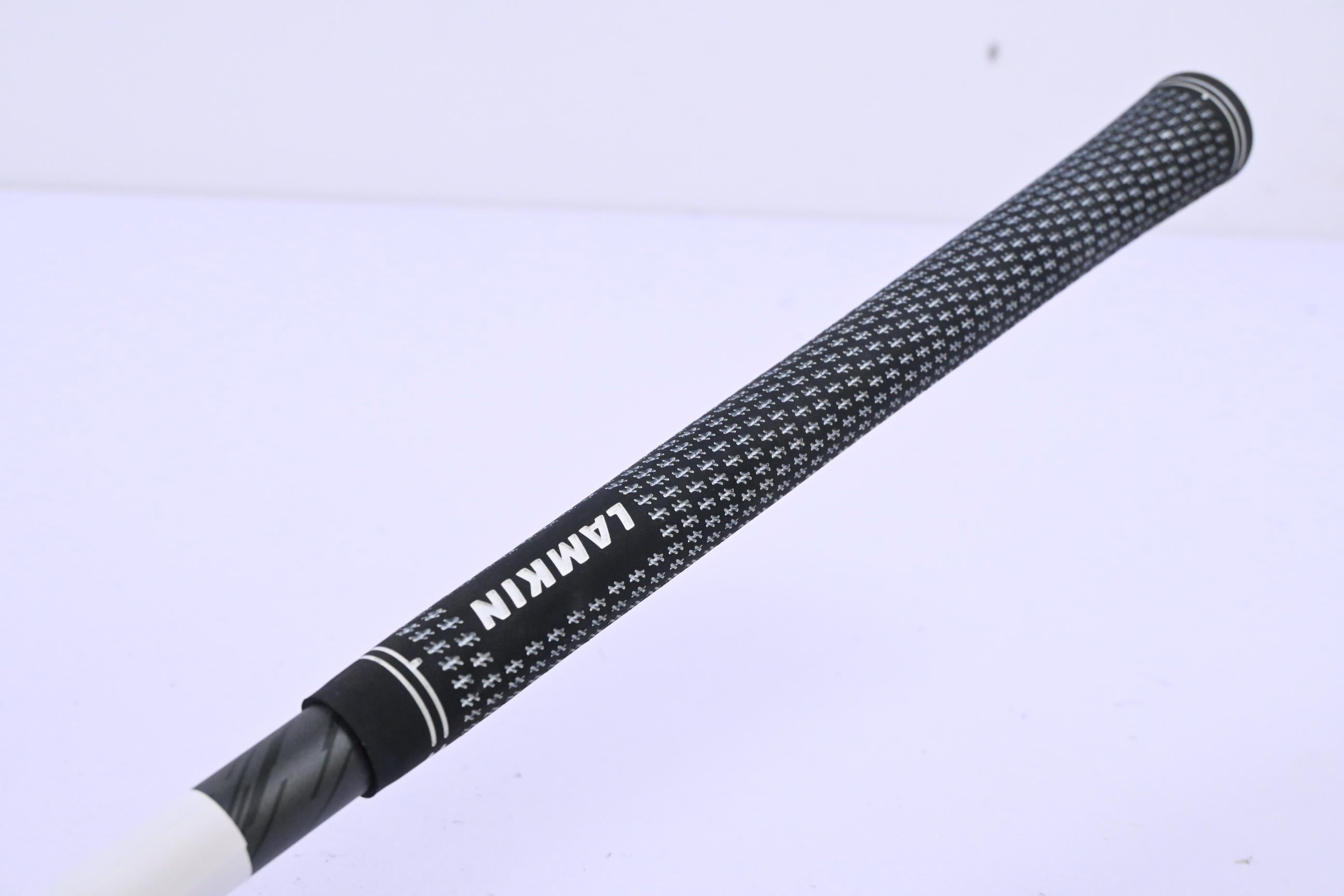 Callaway Elyte X #6 Iron / Regular Flex Aldila NV 55 Shaft