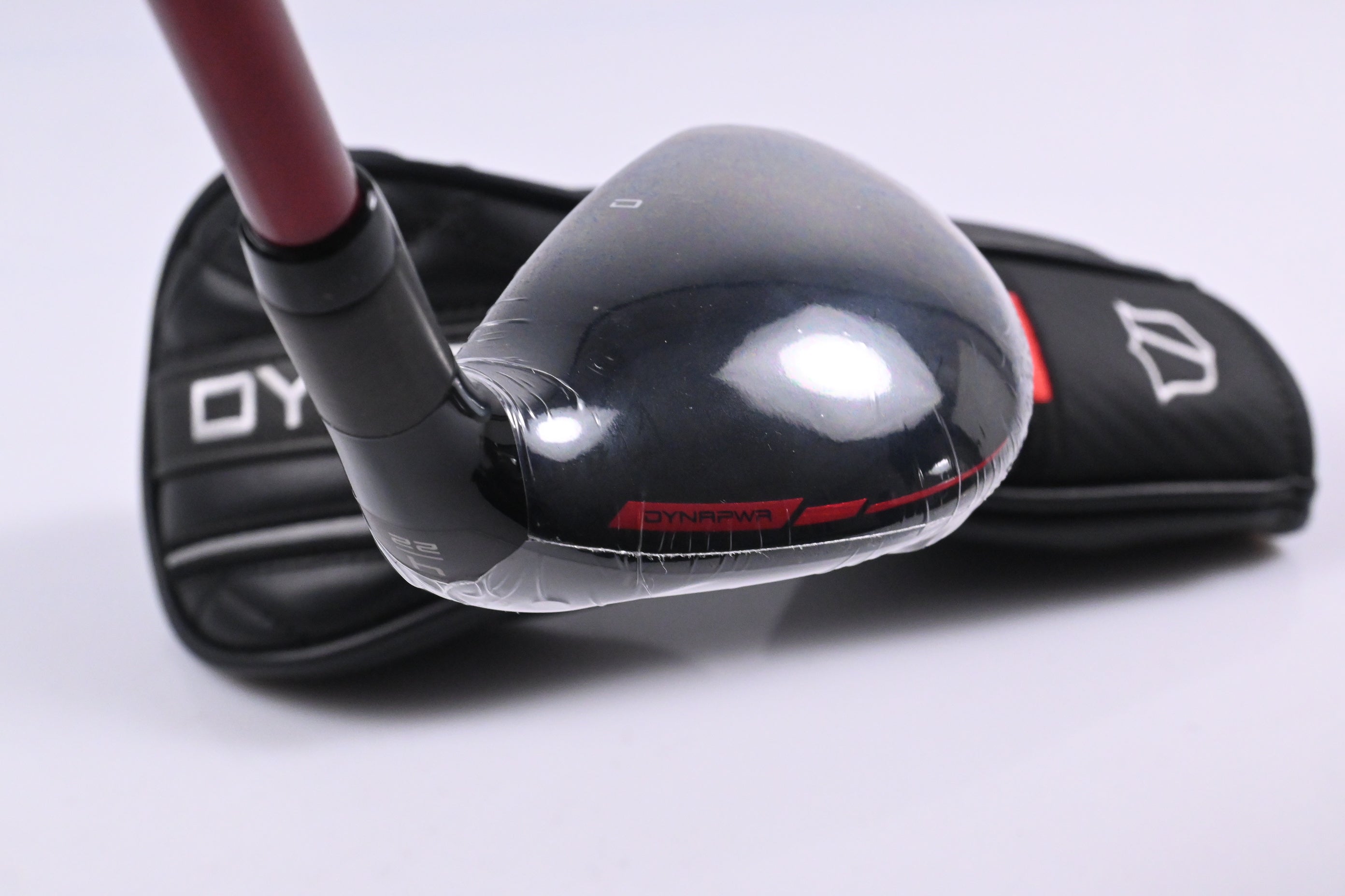 Wilson DYNAPWR 2025 #4 Hybrid / 22 Degree / Regular Flex Denali Red 70 Shaft