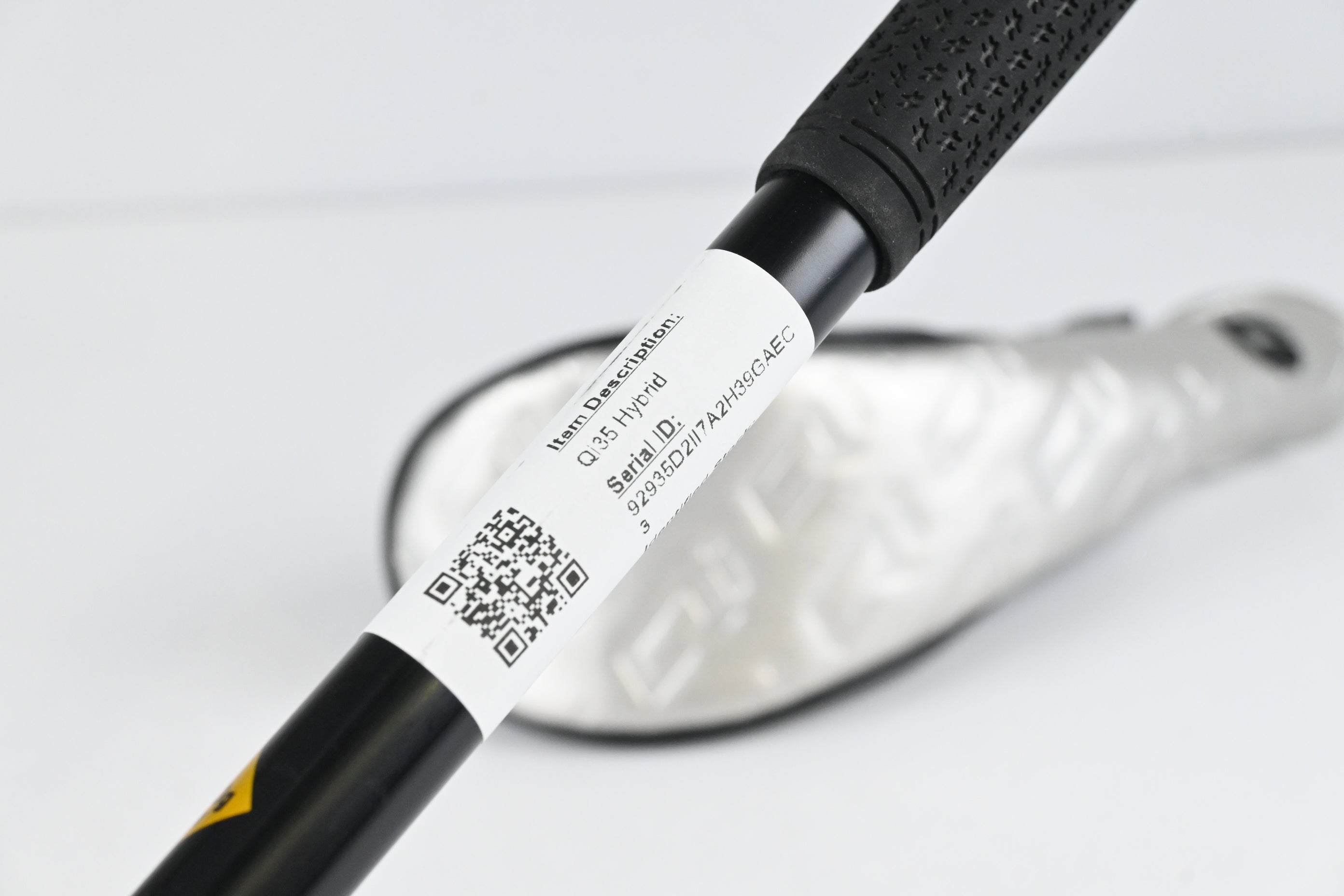 Taylormade Qi35 #4 Hybrid / 22 Degree / X-Flex HZRDUS Black 90 Shaft