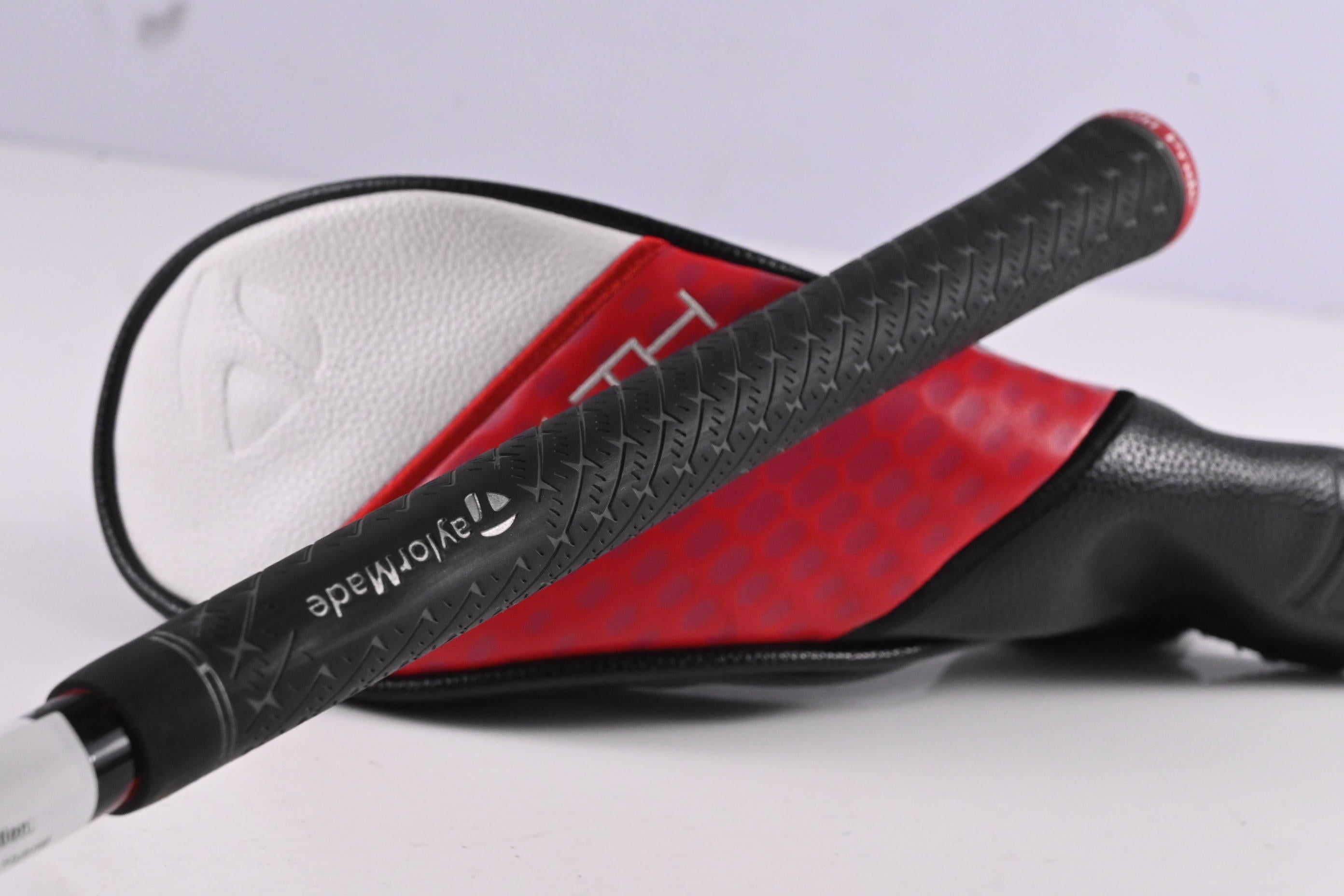 Taylormade Stealth 2 Plus #3 Hybrid / 19.5 Degree / Stiff Flex Kai'li Red 85
