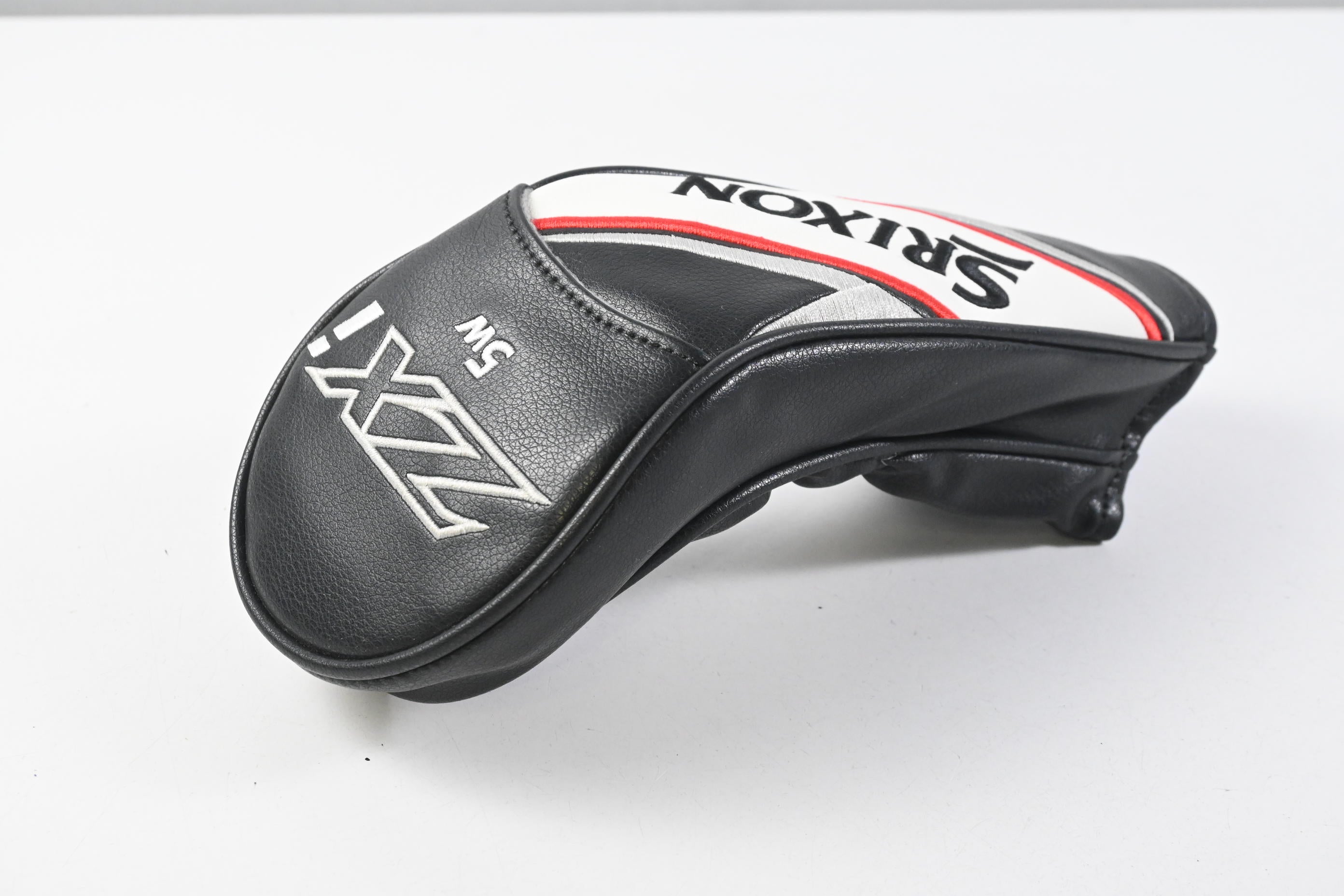 Srixon ZXi #5 Wood / 18 Degree / Stiff Flex Fujikura Ventus TR Blue 6 Shaft