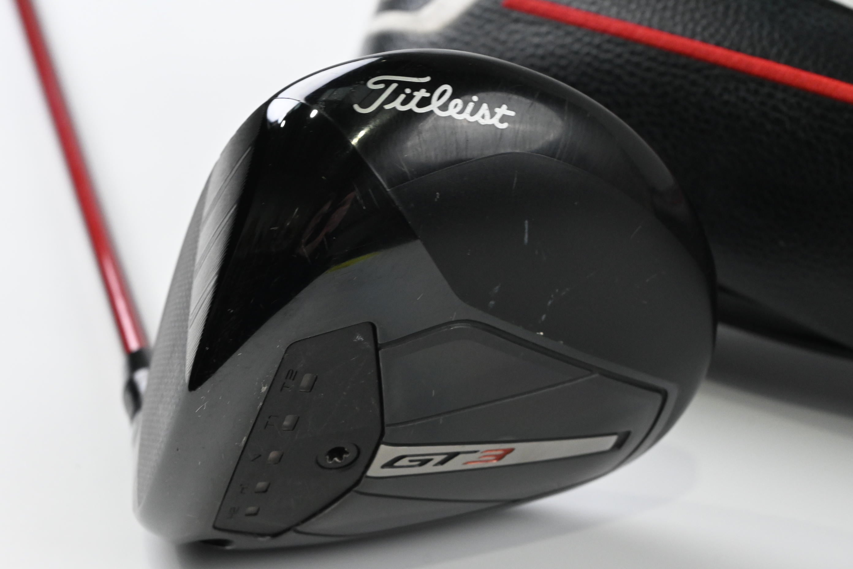 Left Hand Titleist GT3 Driver / 9 Degree / Stiff Flex Denali Red 50 Shaft