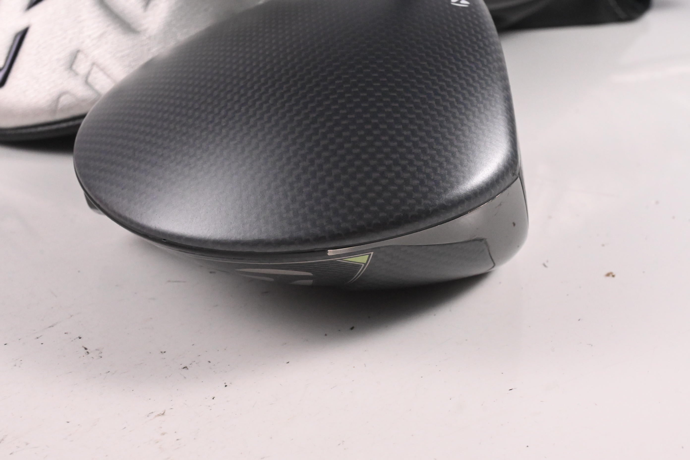 Taylormade Qi35 LS Driver / 9 Degree / Stiff Flex Fujikura Ventus Blue 5 Shaft