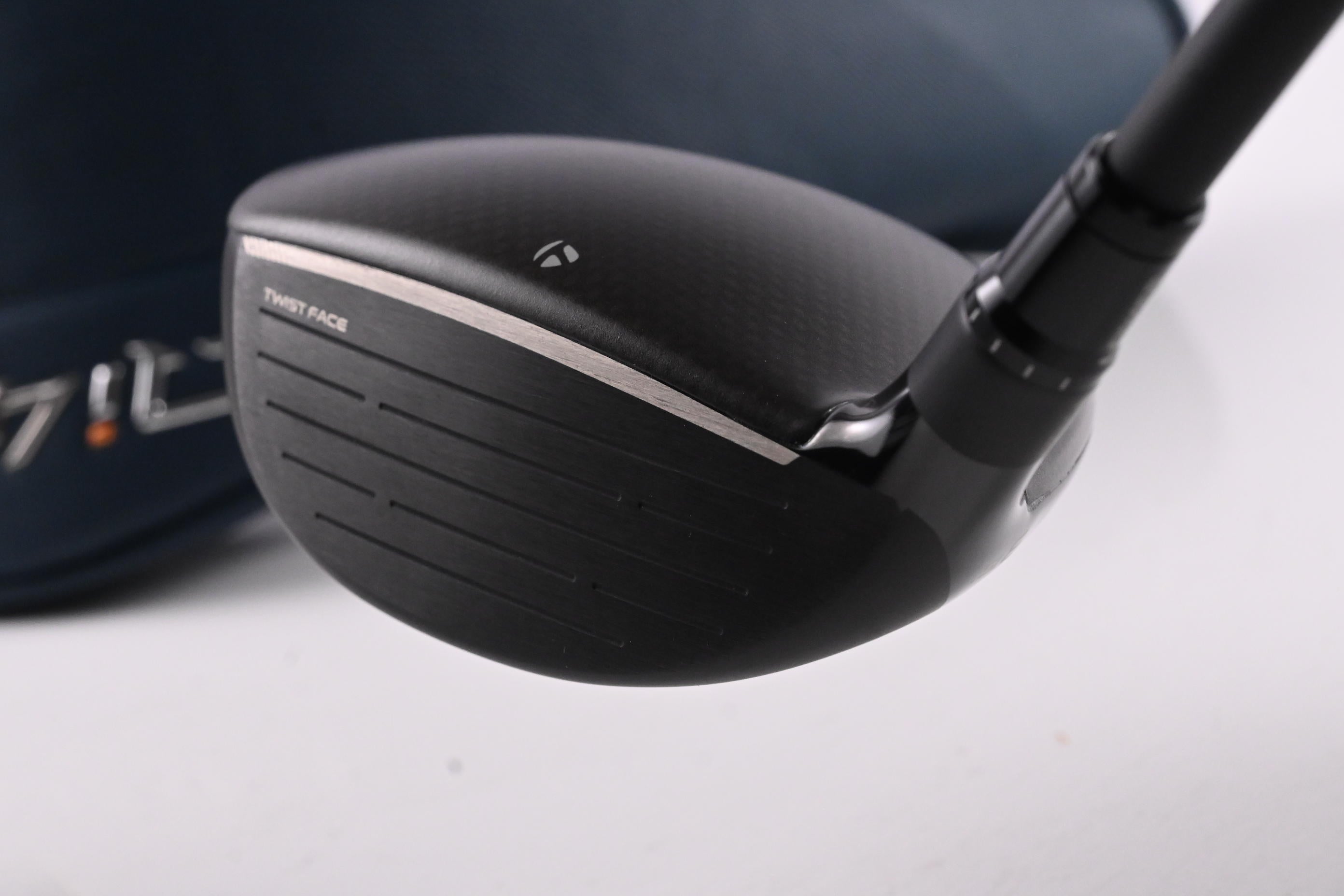 Taylormade Qi4D #3 Wood / 15 Degree / Stiff Flex REAX White 65 Shaft