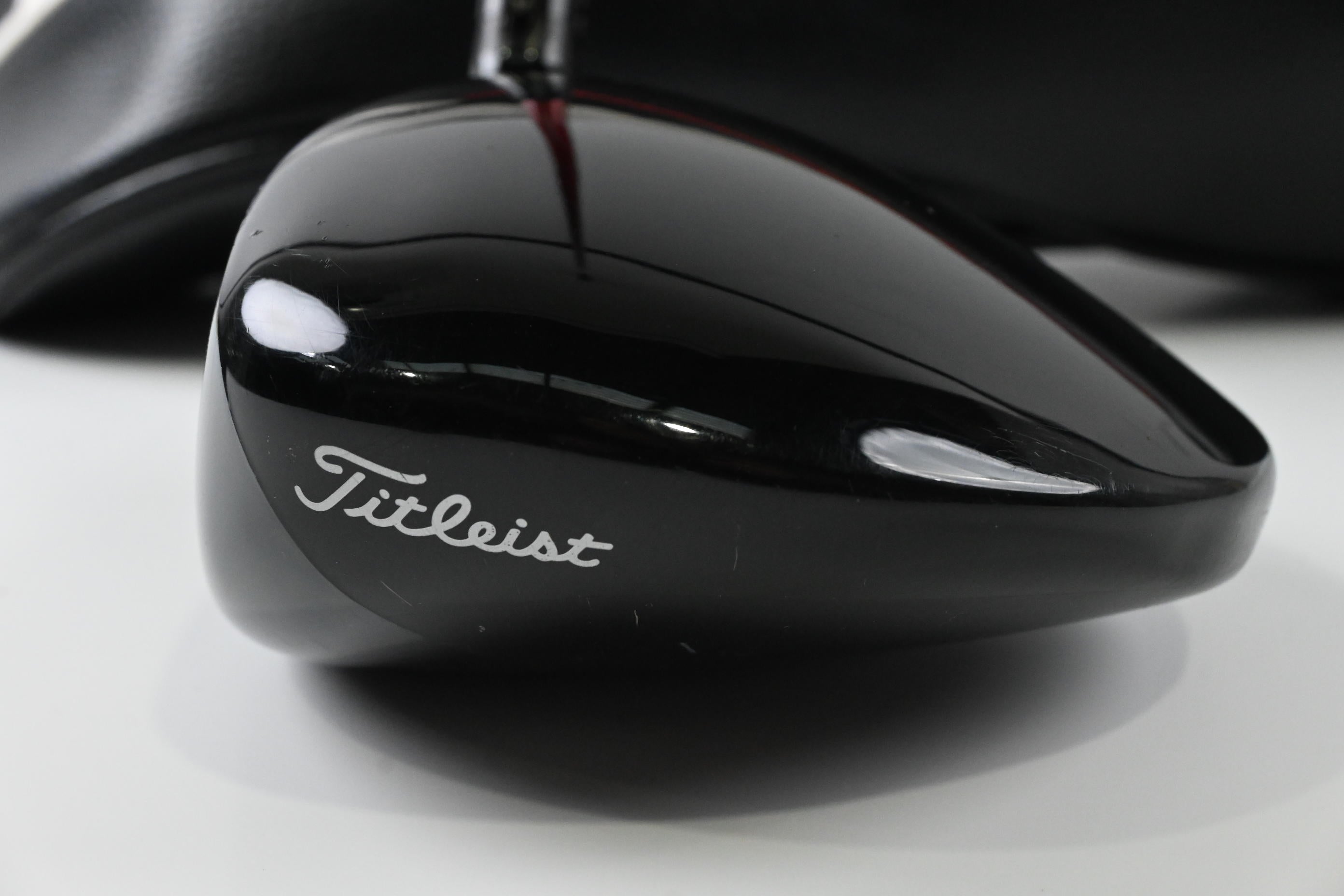 Left Hand Titleist GT3 Driver / 9 Degree / Stiff Flex Denali Red 50 Shaft