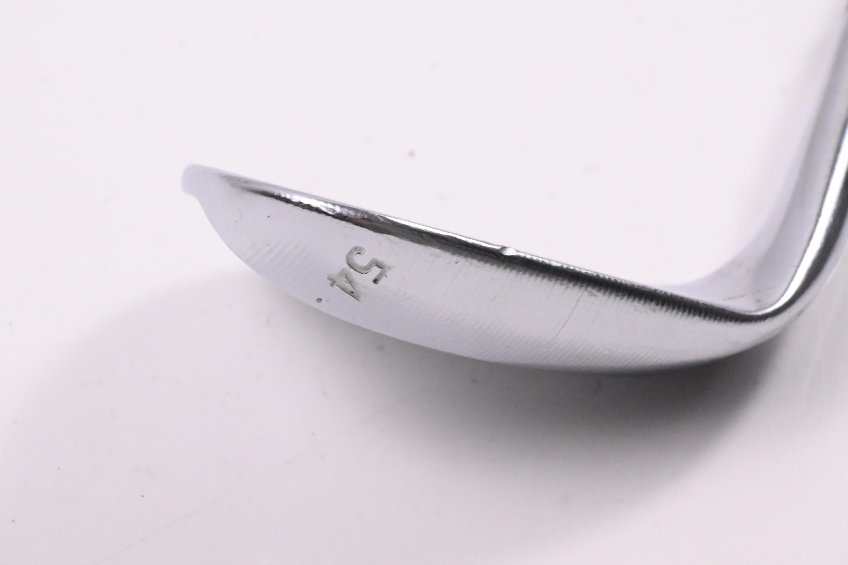 Taylormade Milled Grind Sand Wedge / 54 Degree / Wedge Flex Dynamic Gold