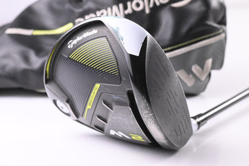 Taylormade M2 2017 Driver / 9.5 Degree / Regular Flex Fujikura XLR8 Pro 56 Shaft