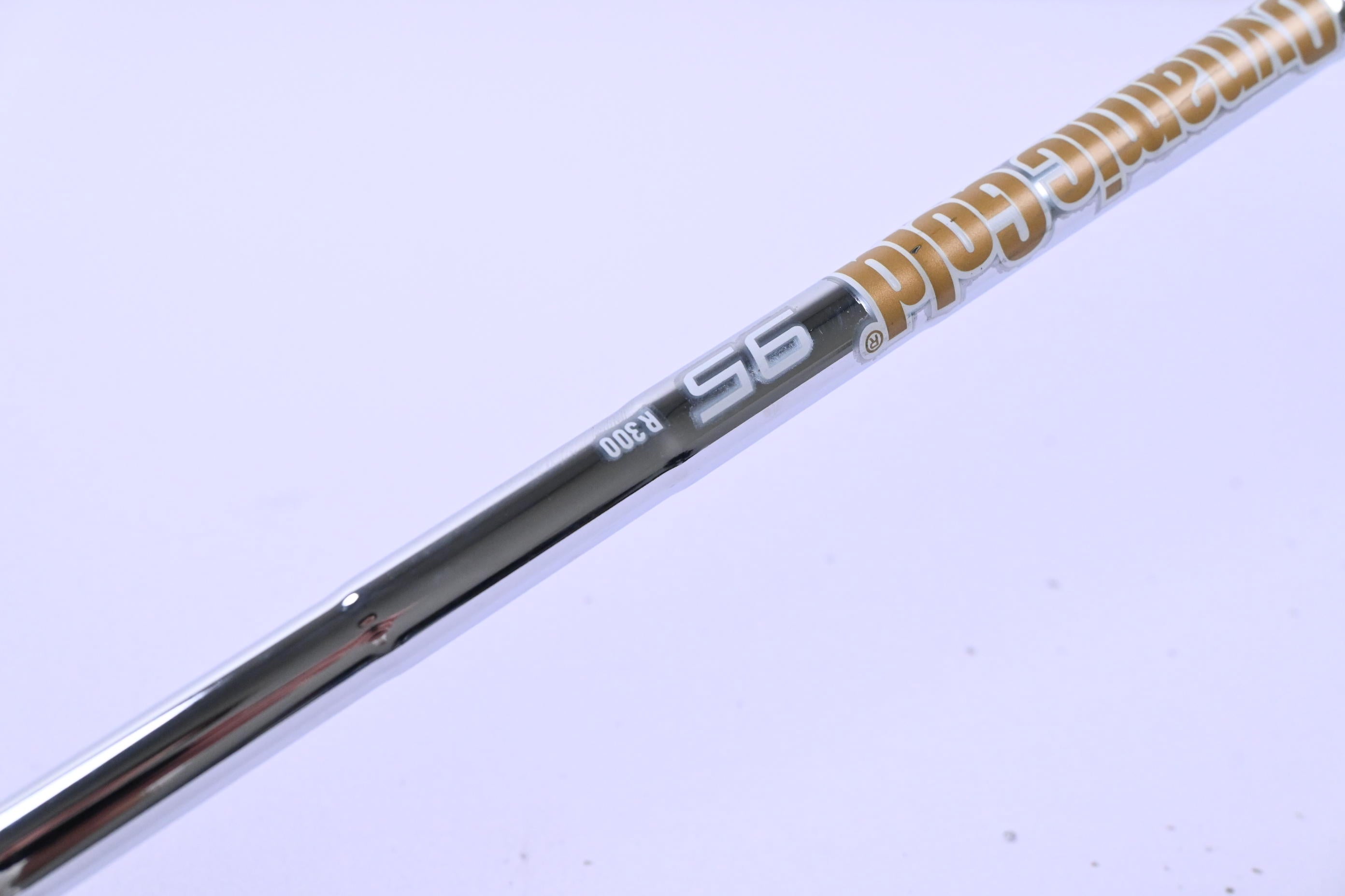 Taylormade Qi #6 Iron / Regular Flex Dynamic Gold 95 R300 Shaft