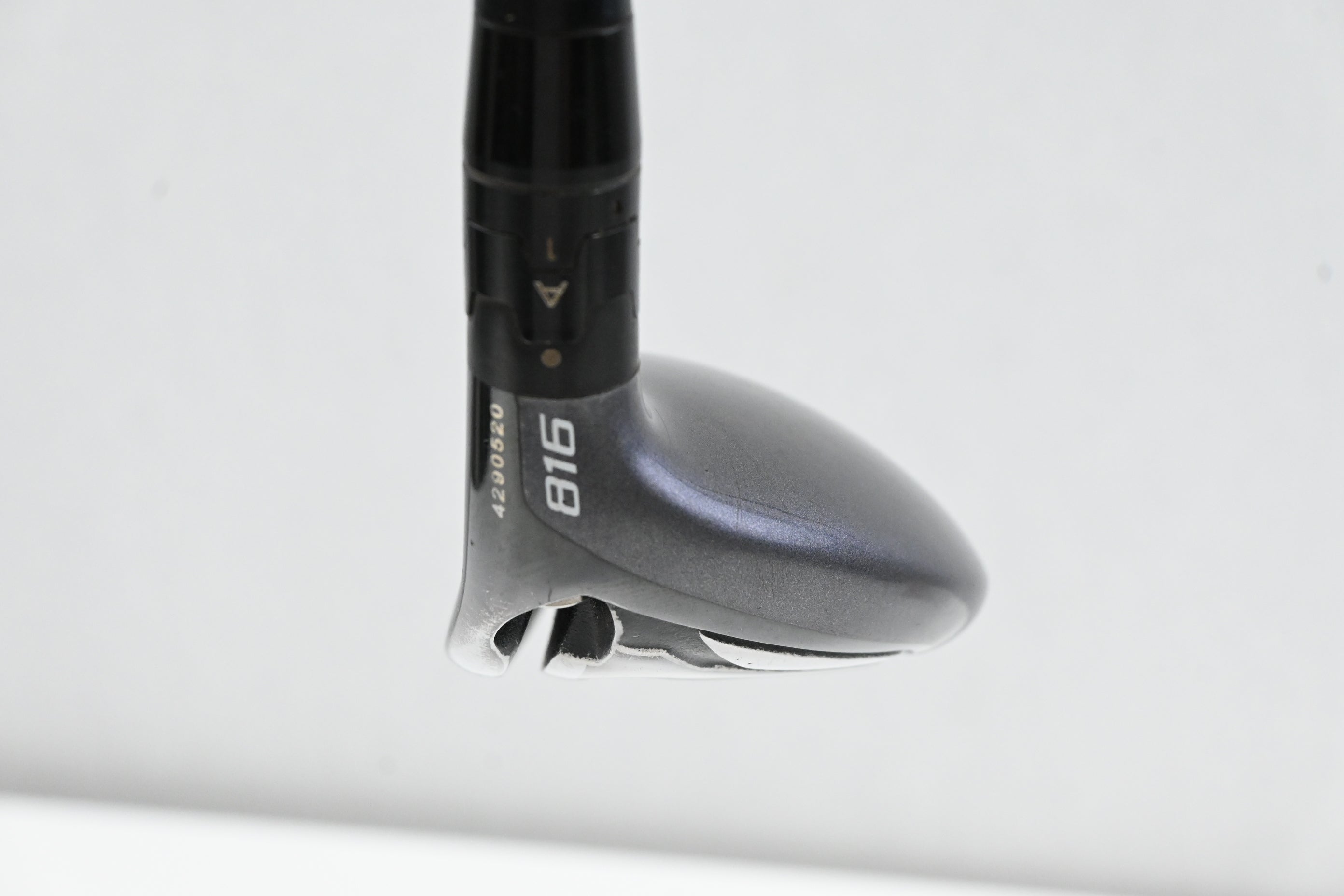 Titleist 816 H2 #3 Hybrid / 19 Degree / Senior Flex Diamana M+ 60 Shaft