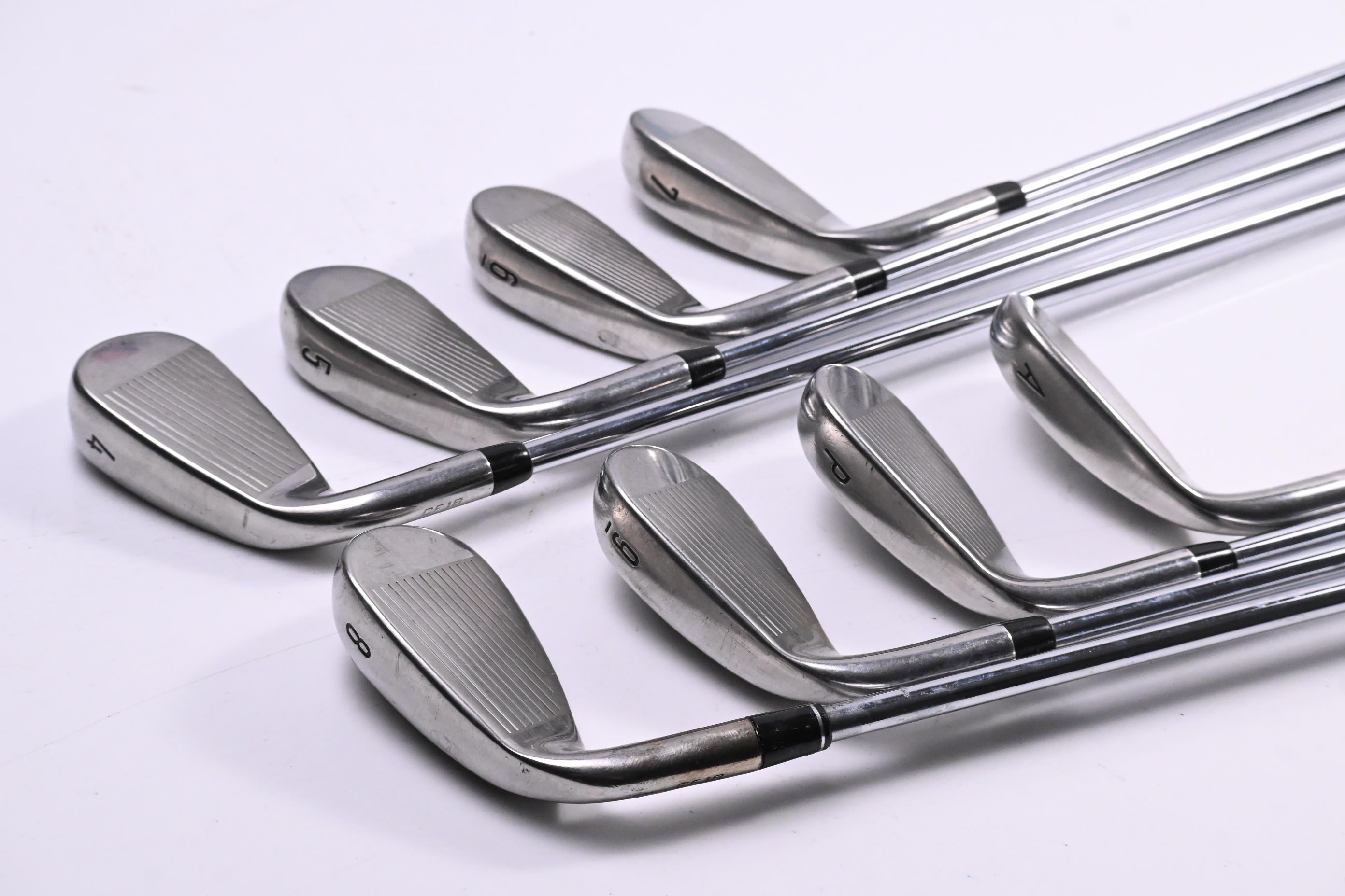 Callaway Rogue Irons / 4-PW+GW / Regular Flex Callaway Rogue Steel Shafts