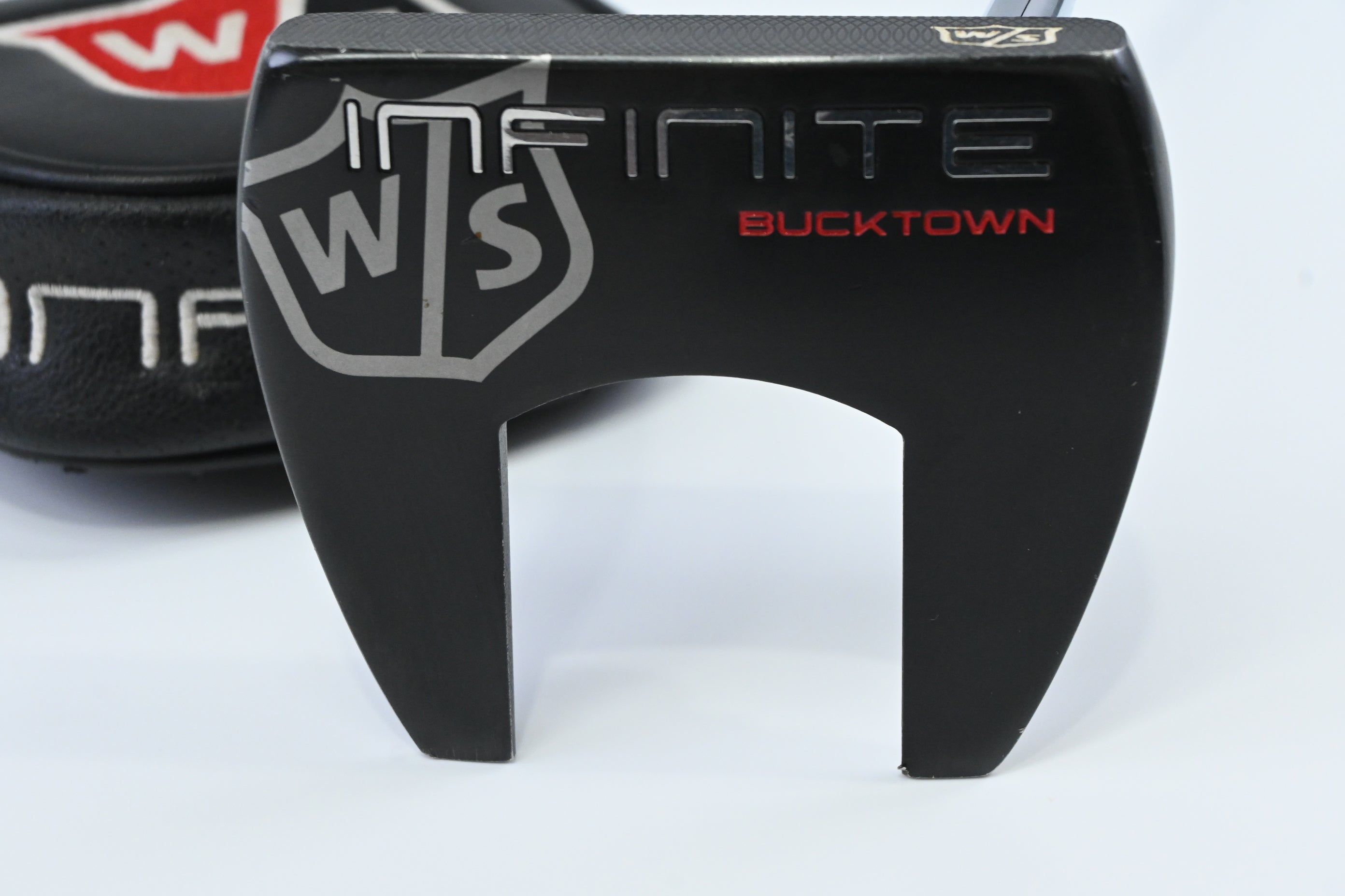 Wilson Infinite 2024 Bucktown Putter / 36 Inch