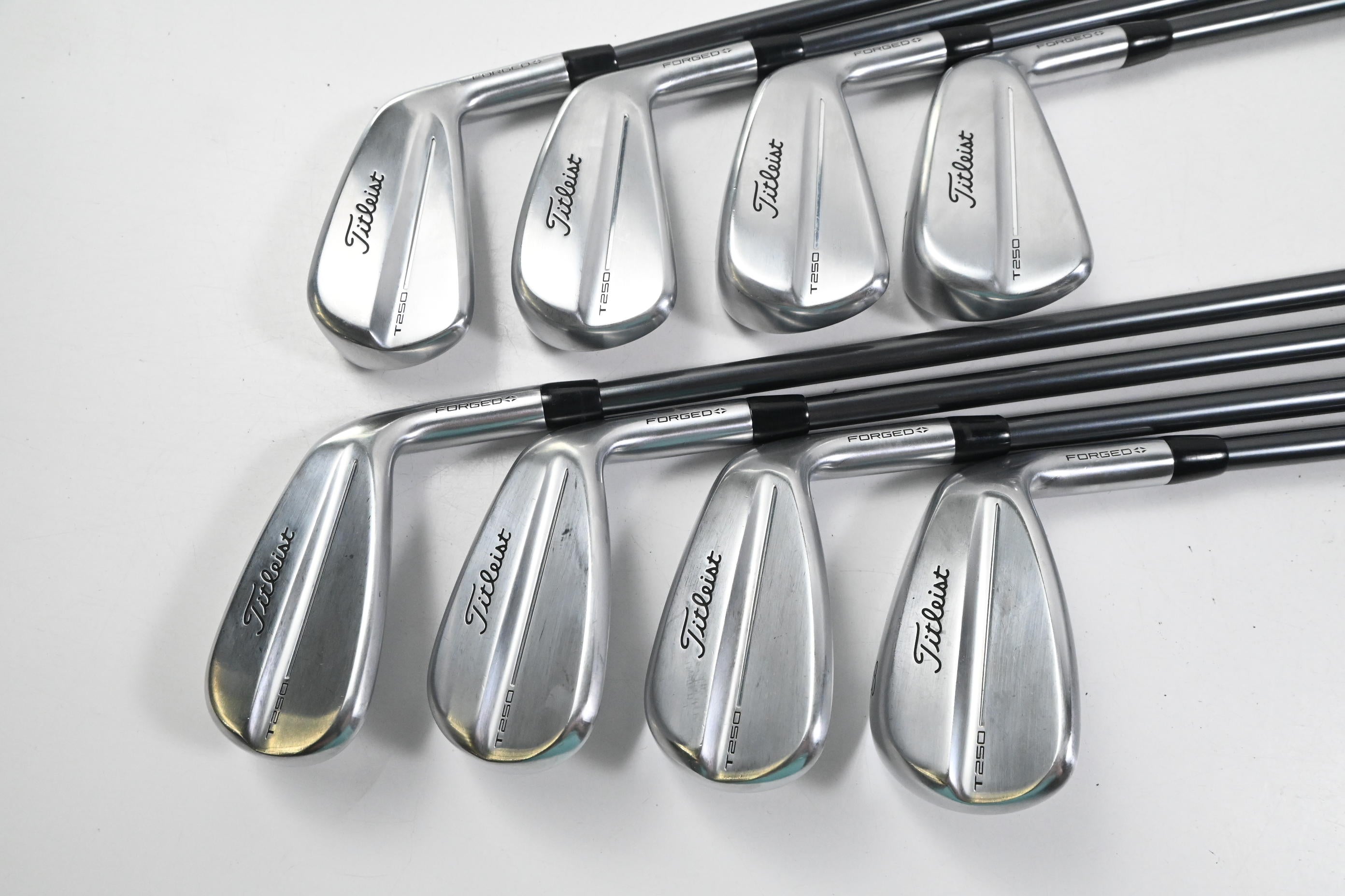 Titleist T250 2025 Irons / 4-PW+GW / Regular Flex MMT Black 65 Shafts
