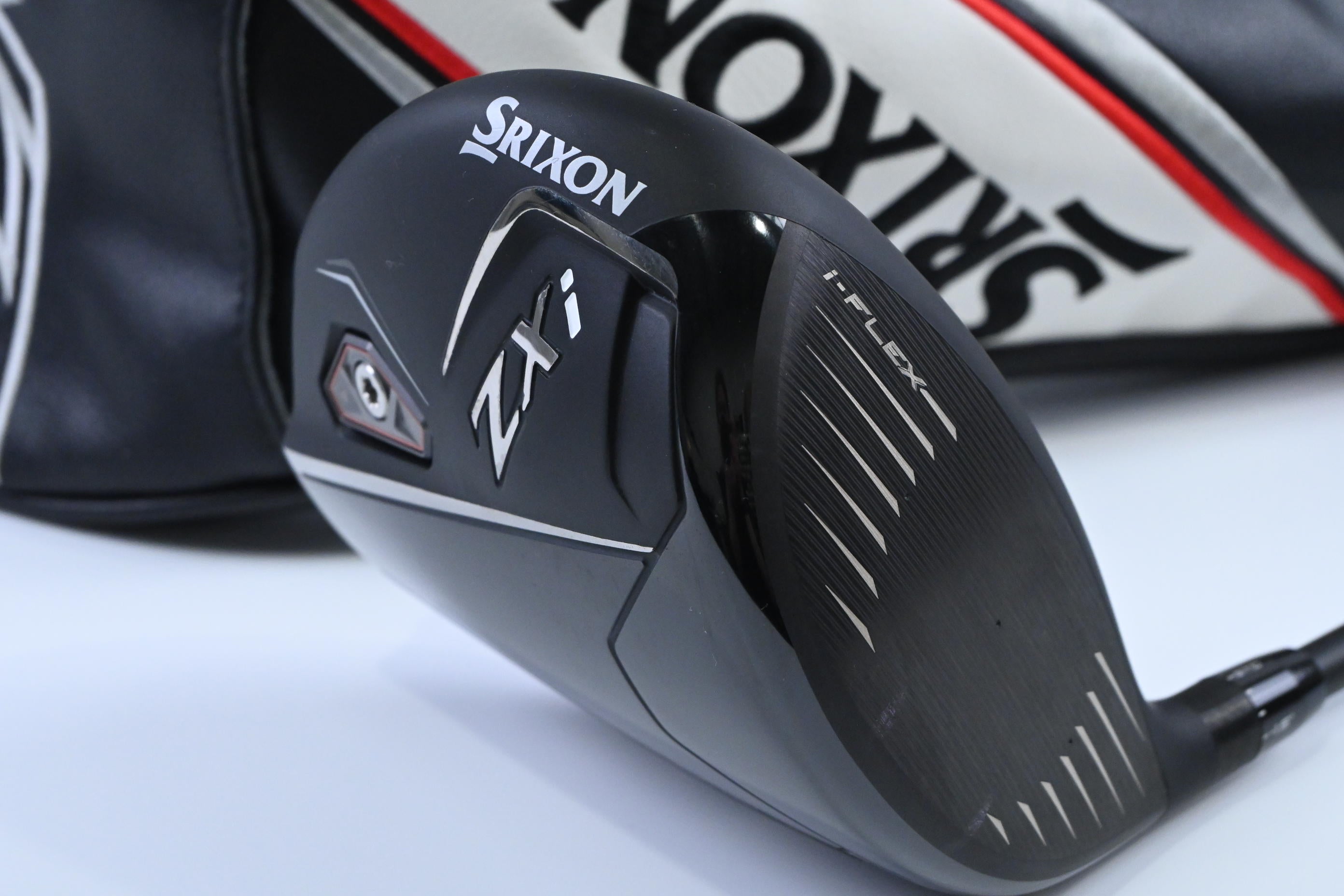 Srixon ZXi Driver / 10.5 Degree / Stiff Flex HZRDUS Gen5 Black 60 Shaft