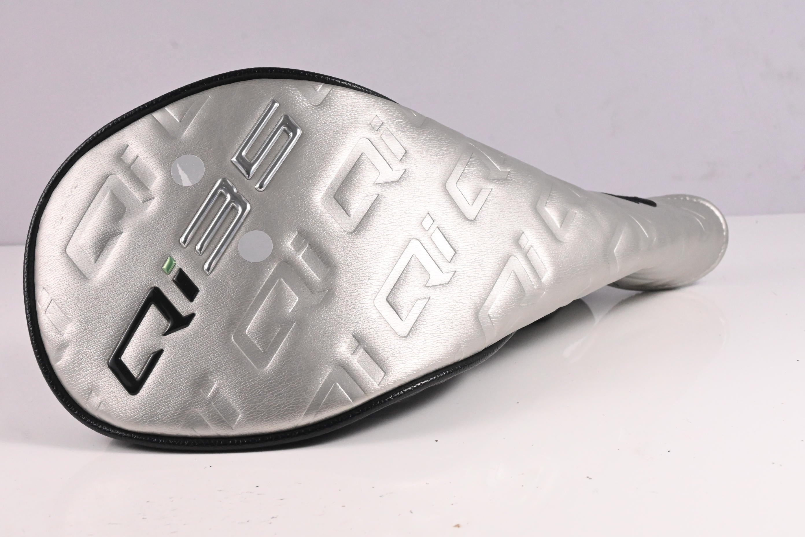 Taylormade Qi35 Max Lite Driver / 12 Degree / Regular Flex Vanquish 40 Shaft