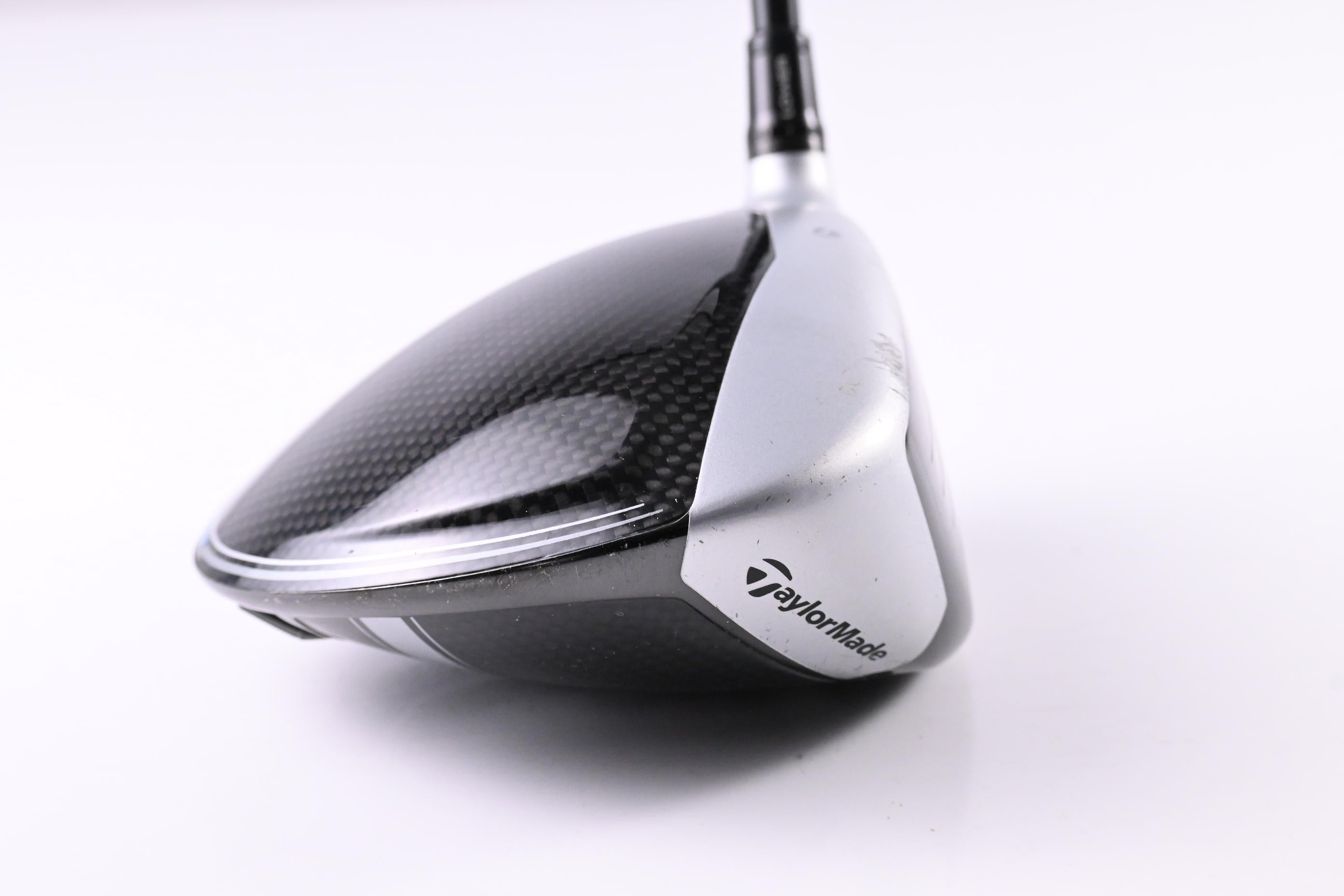 Taylormade M3 Driver / 9.5 Degree / Regular Flex Fujikura Atmos Red 5 Shaft