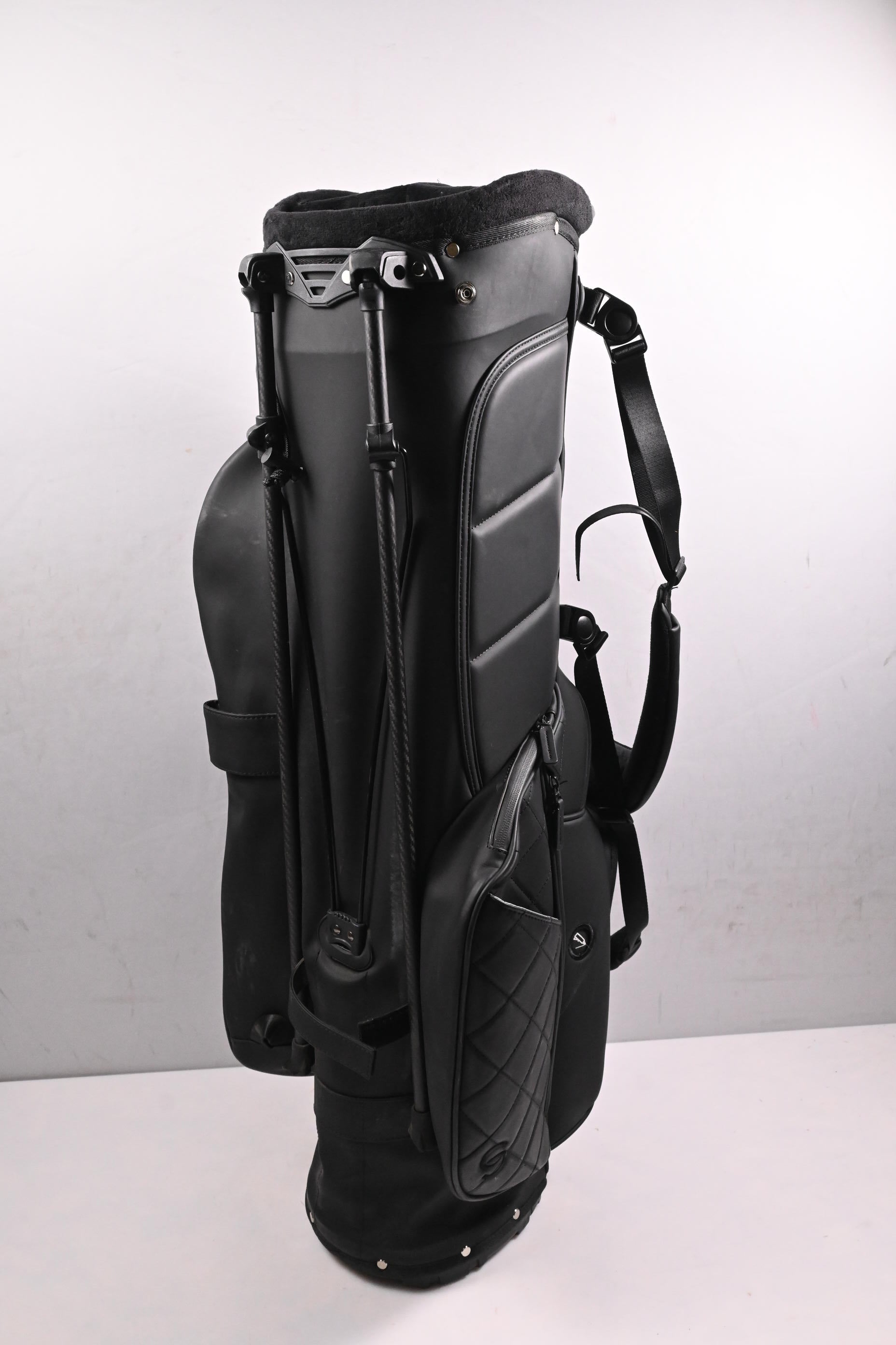 Caddy Club Golf Ghost+ Stand Bag / 4-Way Divider / Black