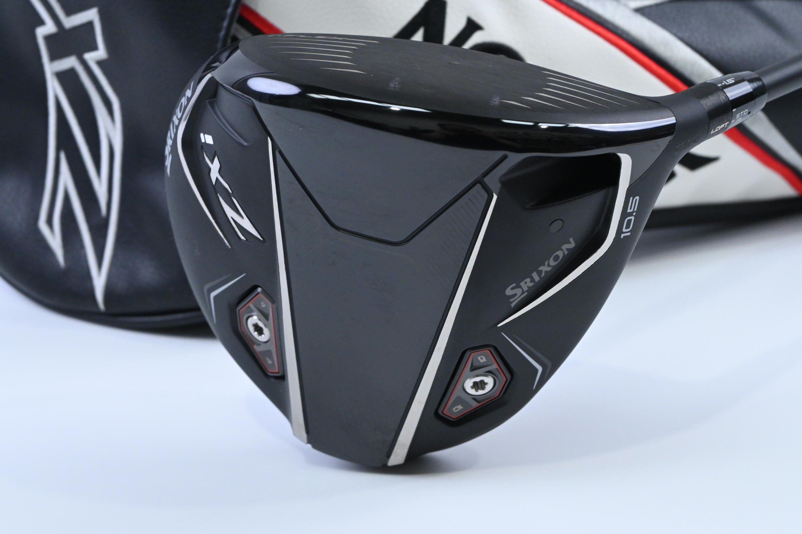 Srixon ZXi Driver / 10.5 Degree / Stiff Flex HZRDUS Gen5 Black 60 Shaft