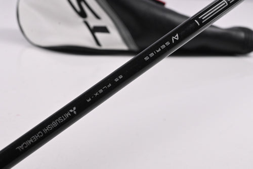 Titleist TSR2 #3 Wood / 16.5 Degree / Regular Flex Tensei AV Blue 65 Shaft