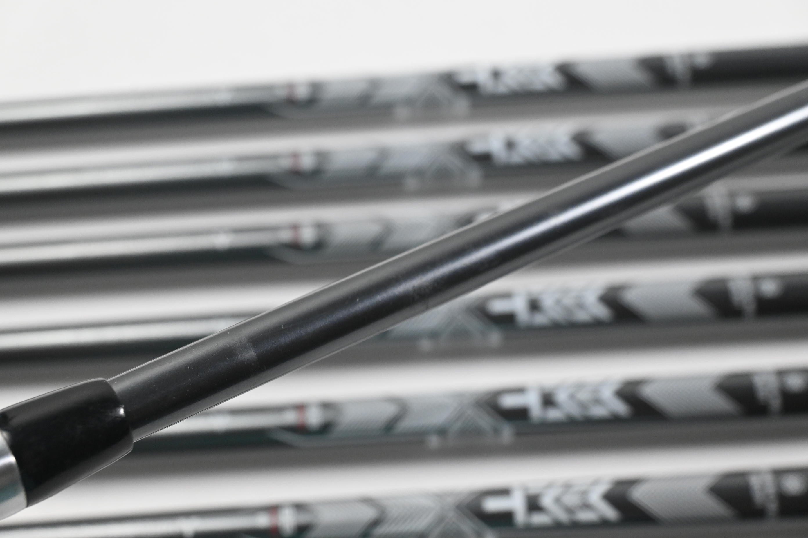 Titleist T250 2025 Irons / 4-PW+GW / Regular Flex MMT Black 65 Shafts