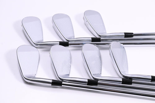 Cobra King Tec-X 2025 Irons / 5-PW+GW / Stiff Flex N.S.Pro Modus3 Tour 105
