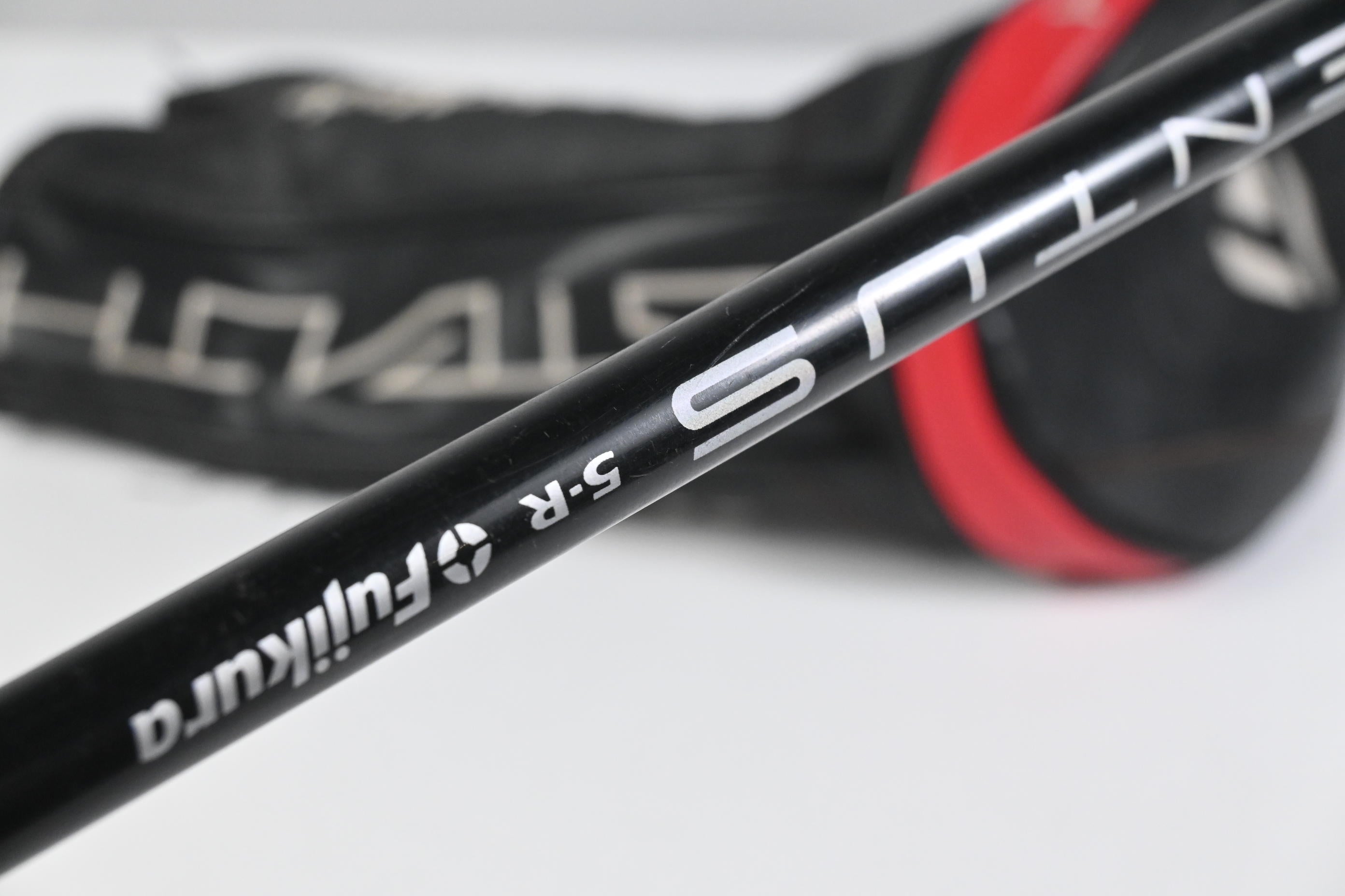 Taylormade Stealth Driver / 9 Degree / Regular Flex Fujikura Ventus Red 5 Shaft