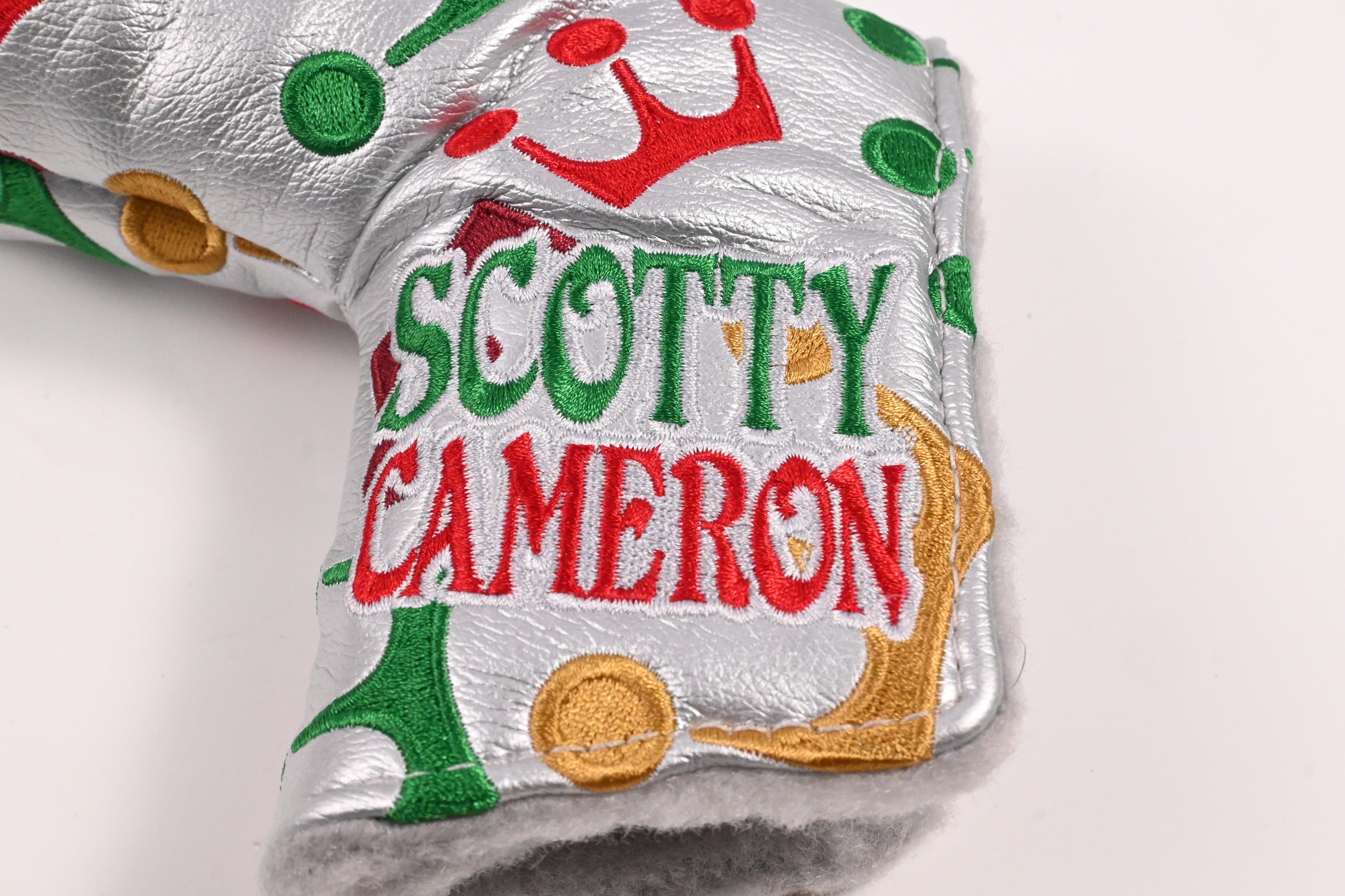 Scotty Cameron 2018 Holiday Wrapping Paper / Putter Headcover / Blade / Silver