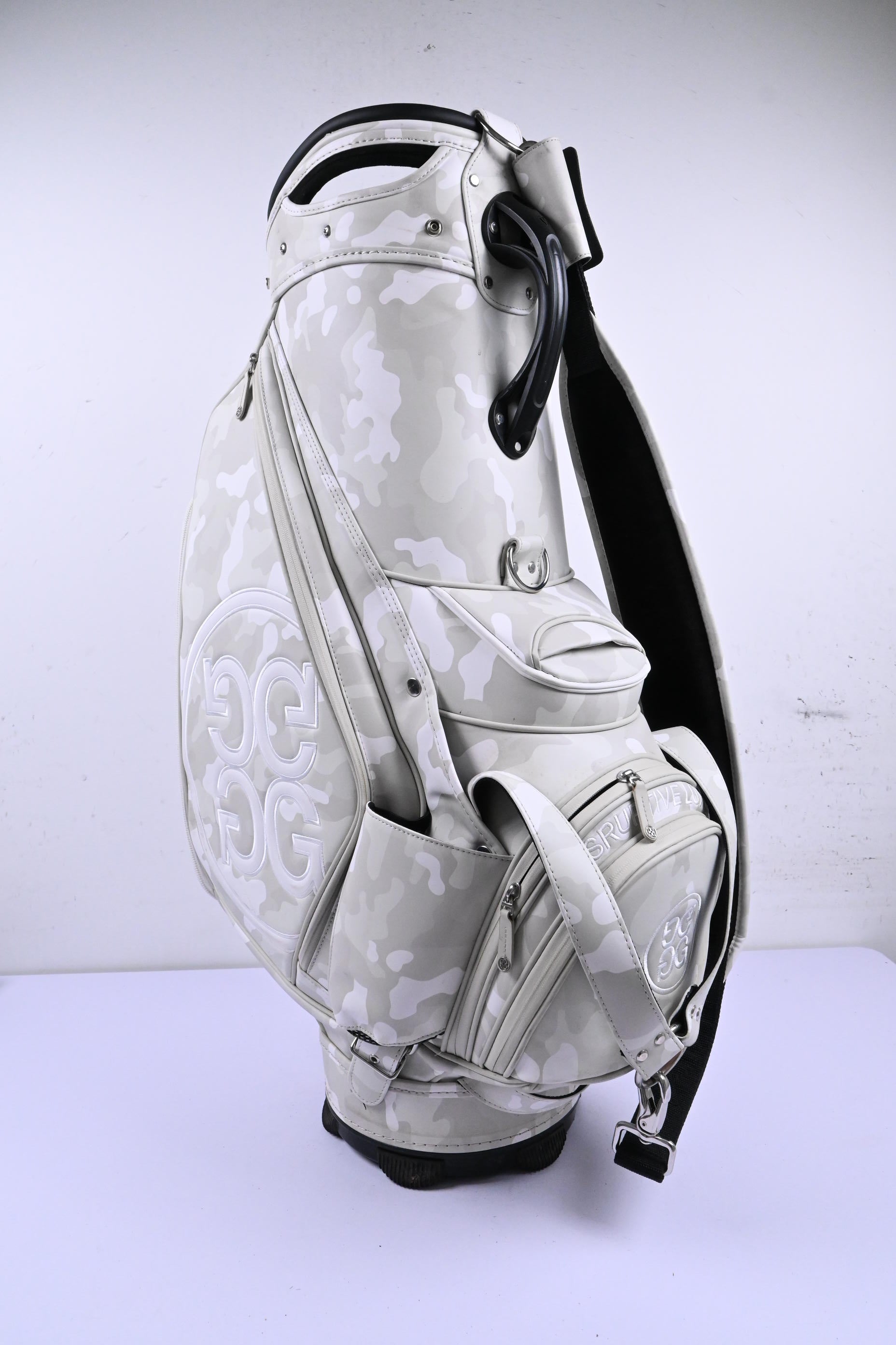 Vessel G/Fore Tour Bag / 6-Way Divider / Snow Camo