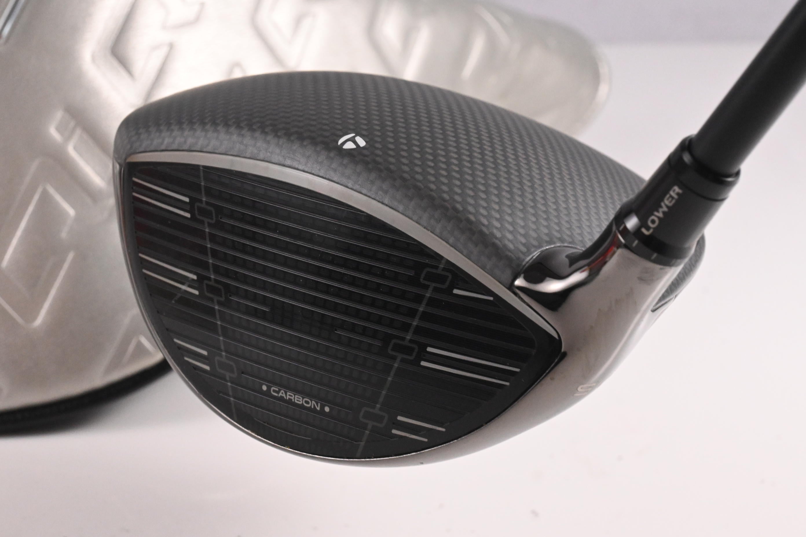Taylormade Qi35 Driver / 10.5 Degree / Regular Flex Fujikura Ventus Blue 5 Shaft