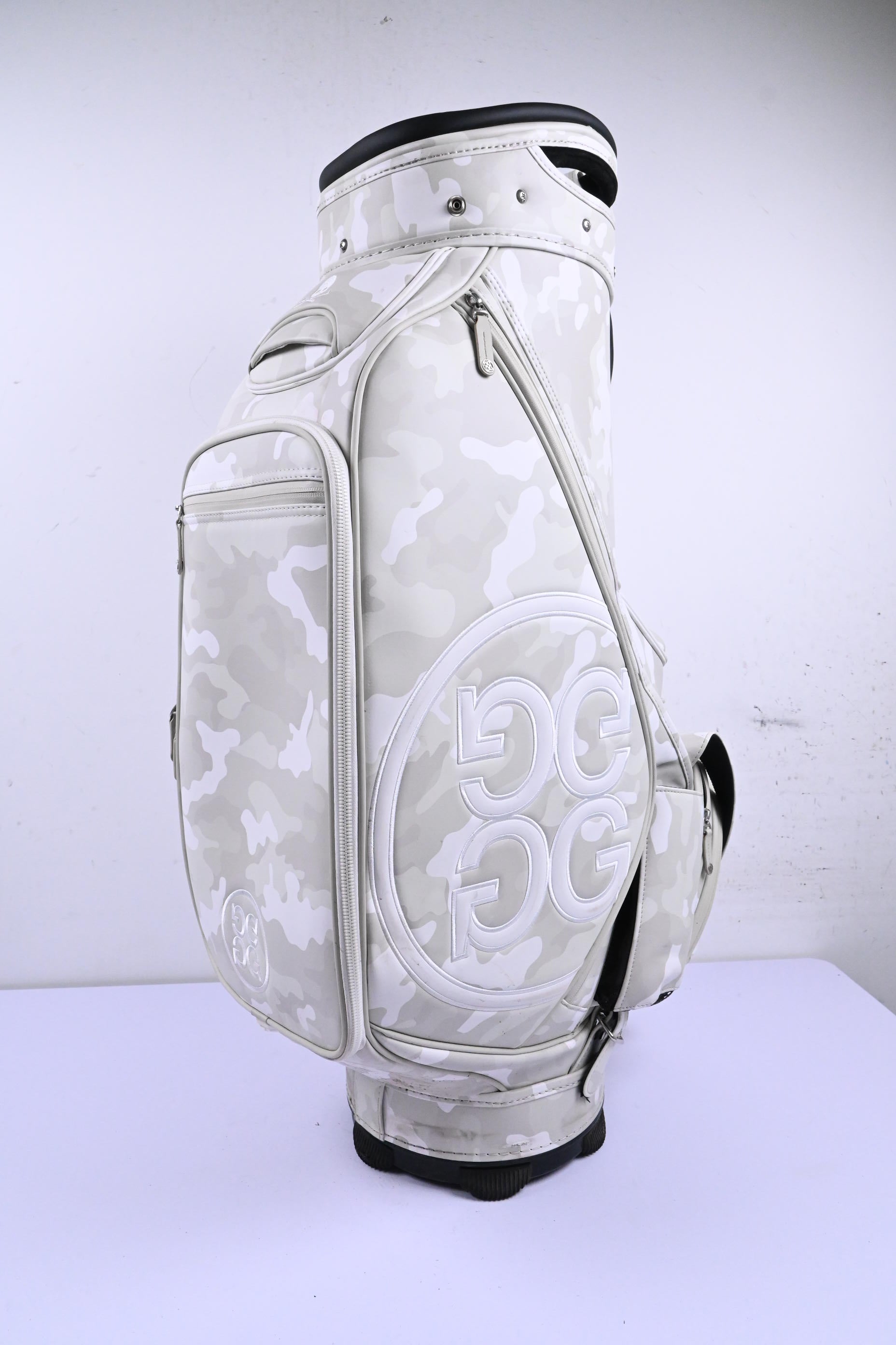 Vessel G/Fore Tour Bag / 6-Way Divider / Snow Camo