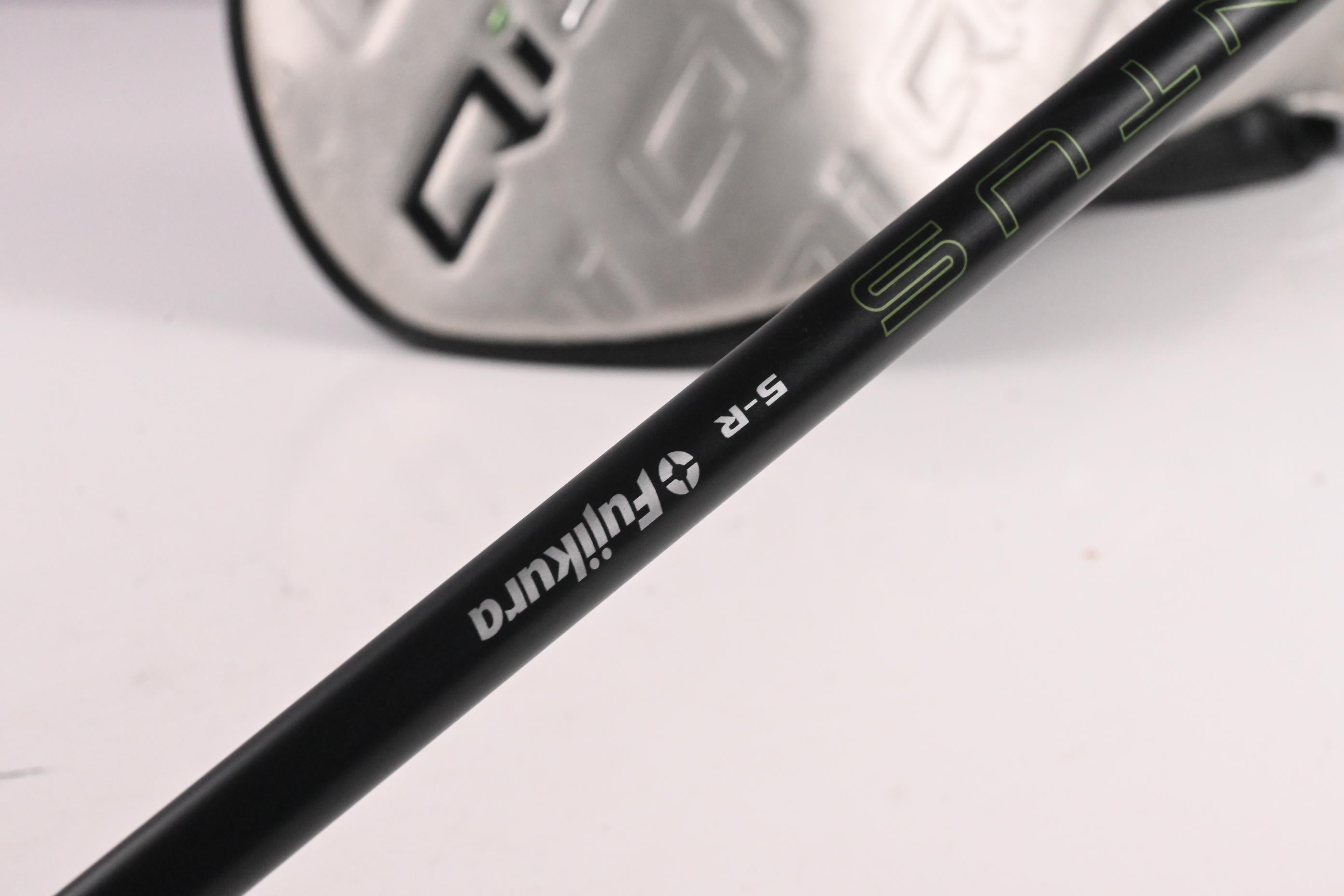Taylormade Qi35 Driver / 10.5 Degree / Regular Flex Fujikura Ventus Blue 5 Shaft