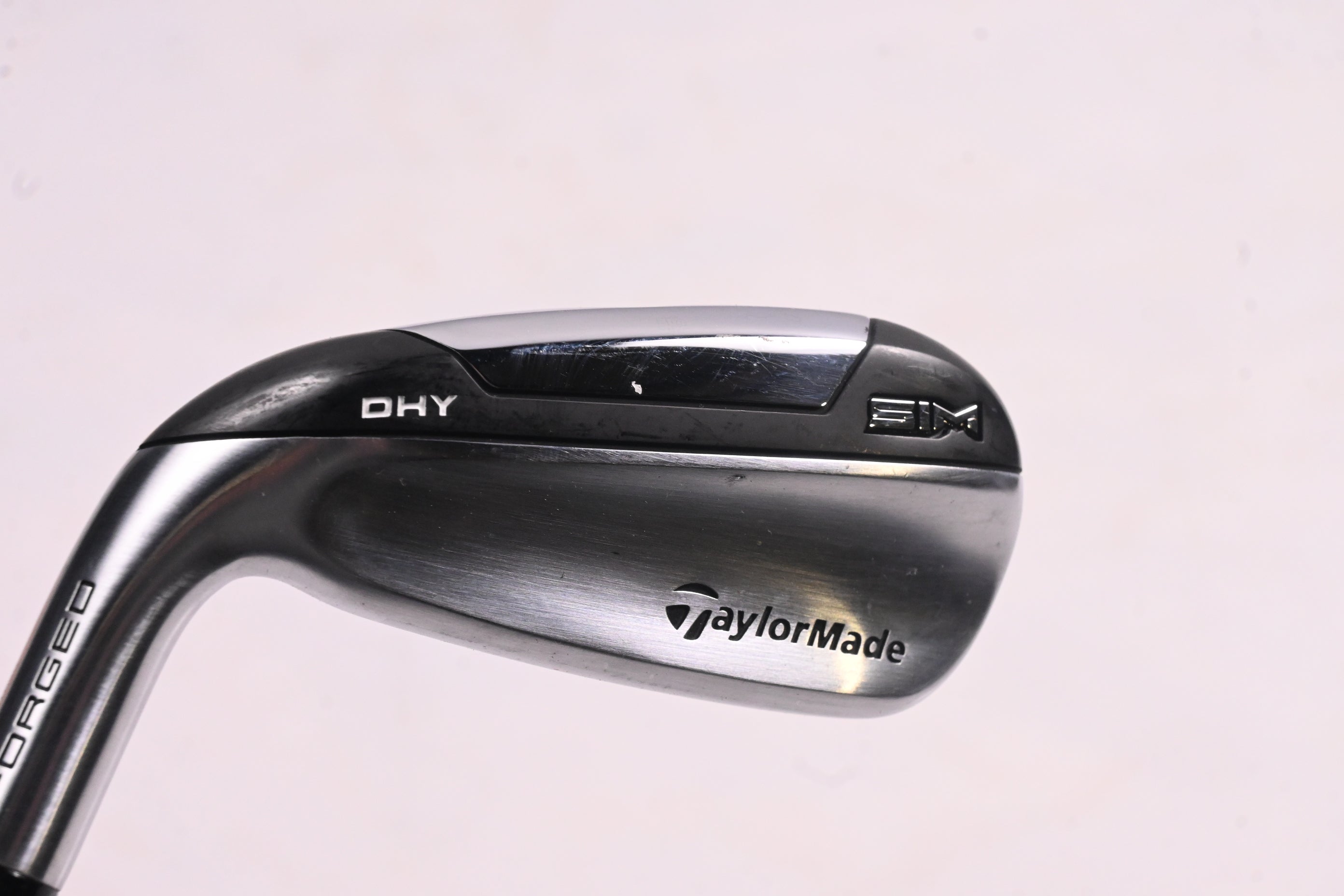 Left Hand Taylormade SIM DHY #4 Iron / 22 Degree / Regular Flex Diamana Limited