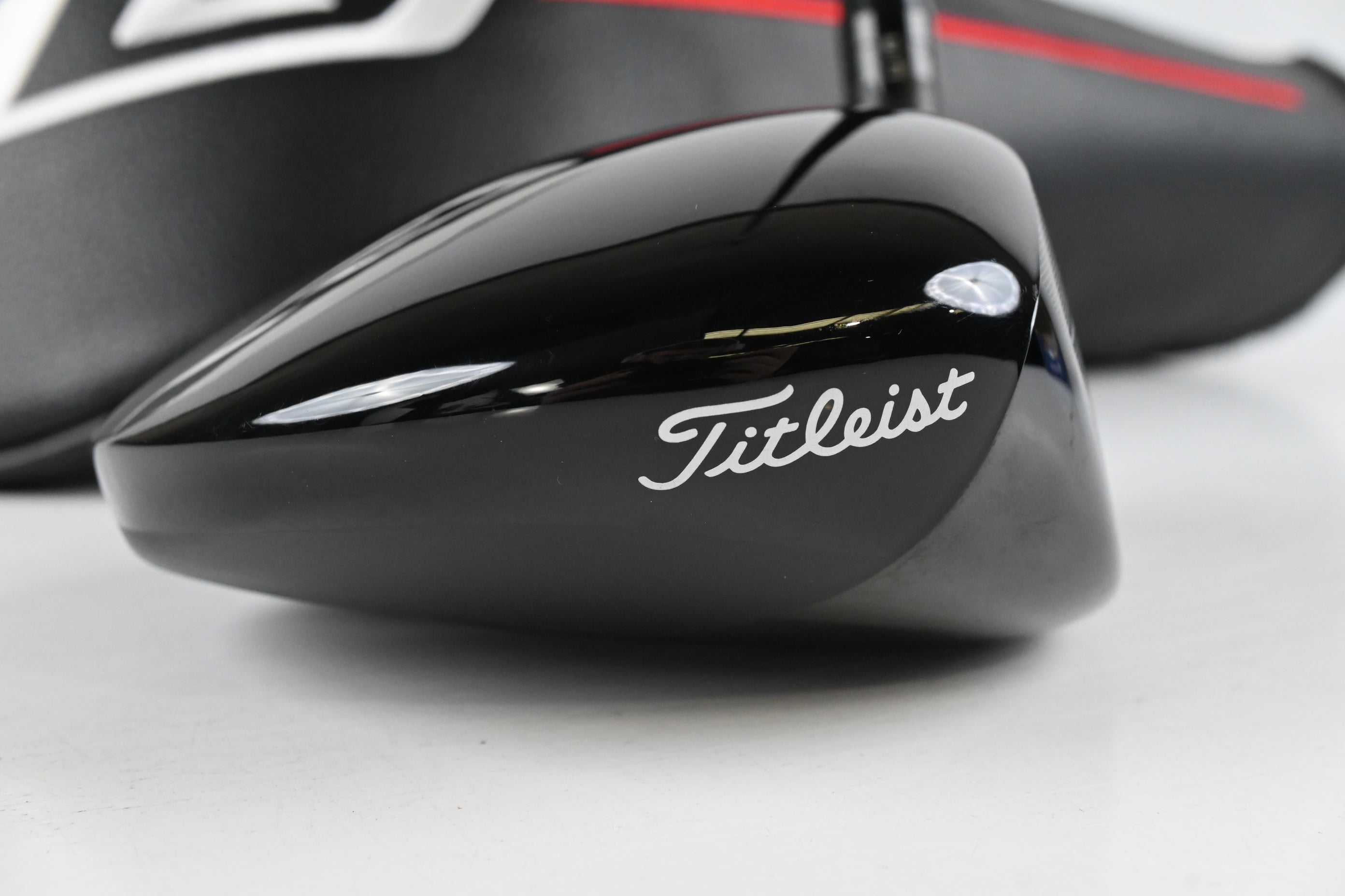 Titleist GT2 Driver / 10 Degree / X-Flex Tensei AV White 65 Shaft