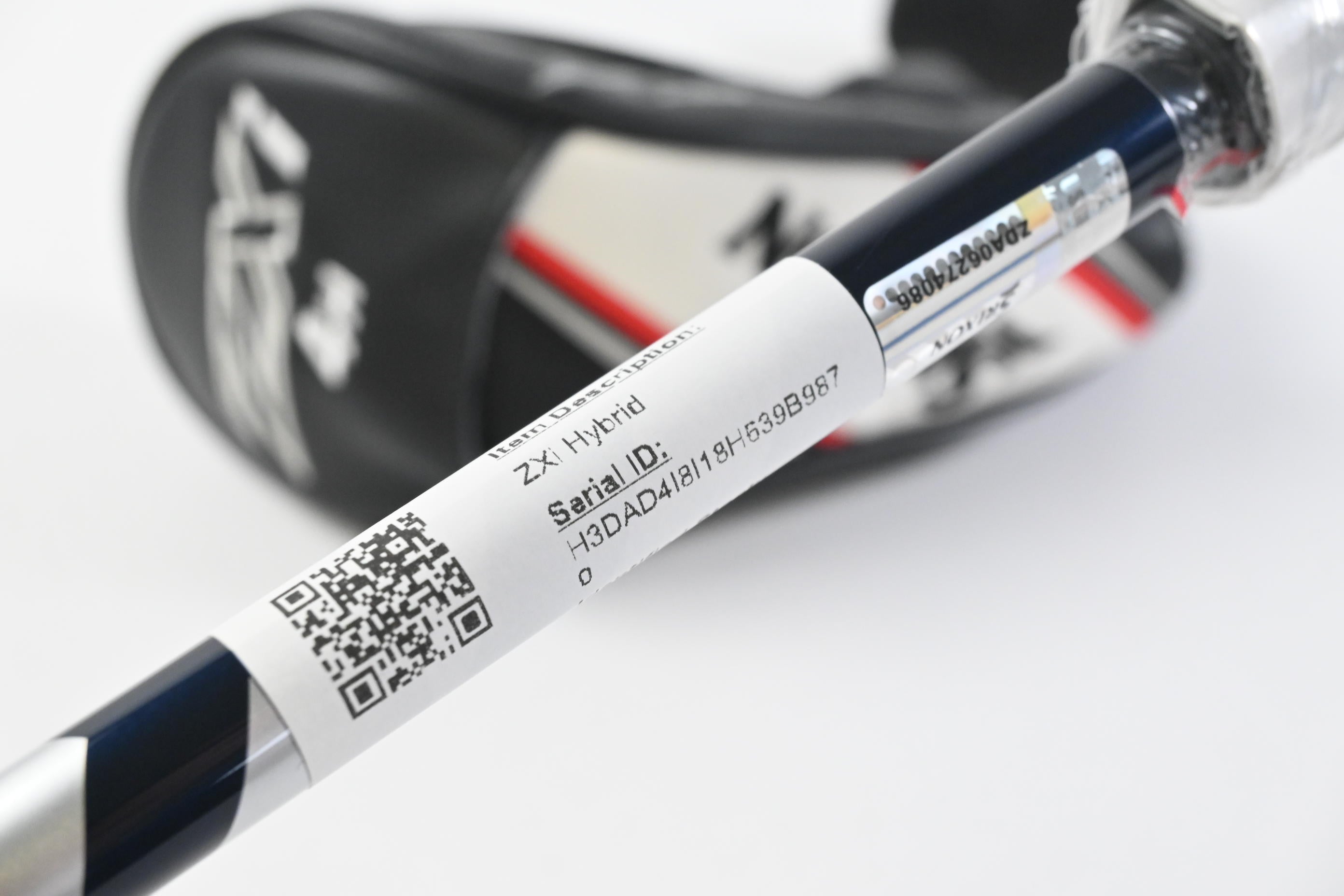 Srixon ZXi #4 Hybrid / 22 Degree / Regular Flex Fujikura Ventus TR Blue 7