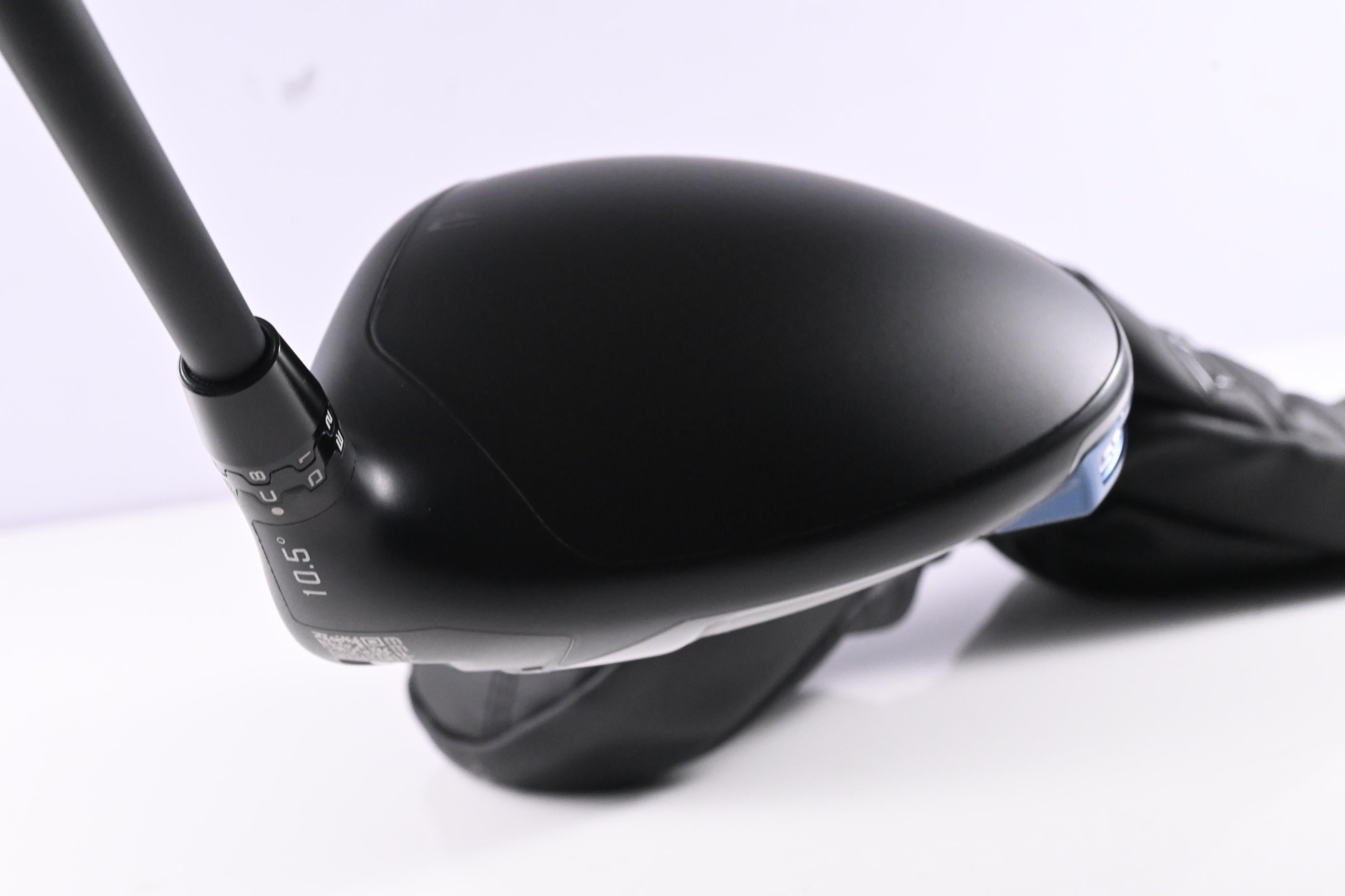 Cobra DS-Adapt X Driver / 10.5 Degree / Regular Flex Vanquish 4 Shaft