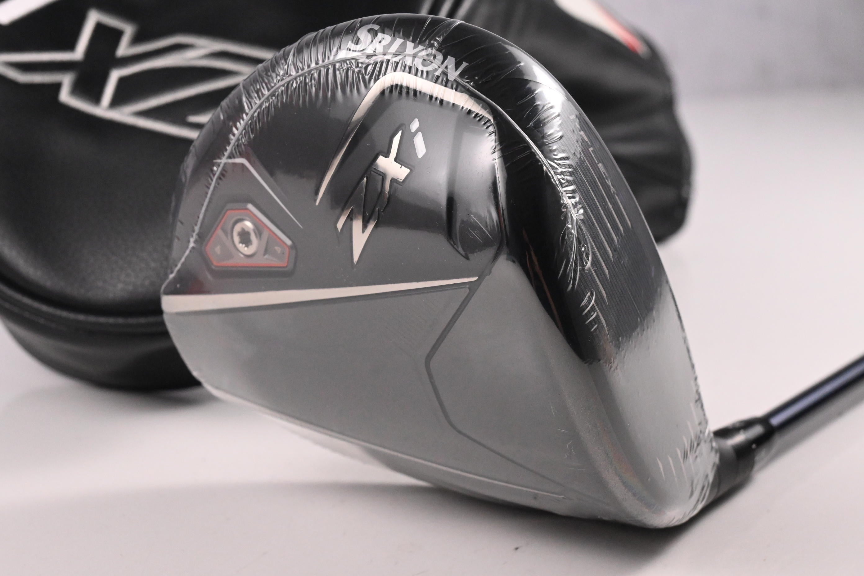 Srixon ZXi Driver / 10.5 Degree / Stiff Flex Fujikura Ventus TR Blue 6 Shaft