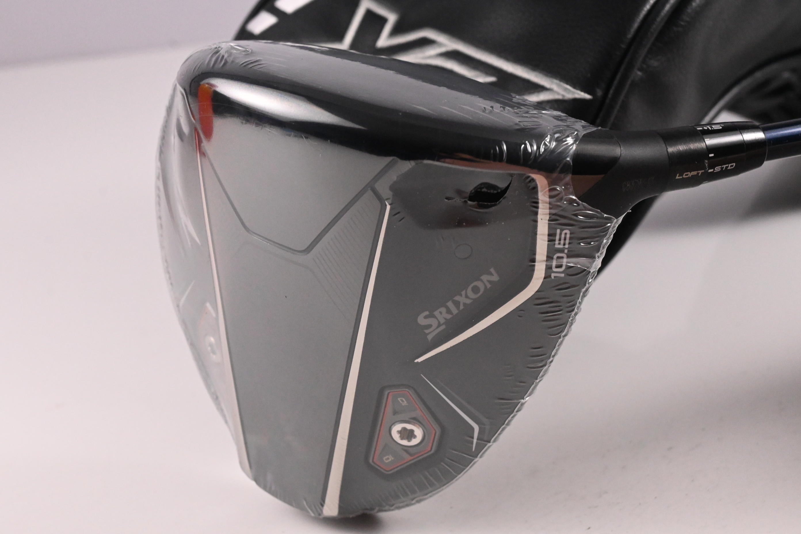 Srixon ZXi Driver / 10.5 Degree / Stiff Flex Fujikura Ventus TR Blue 6 Shaft