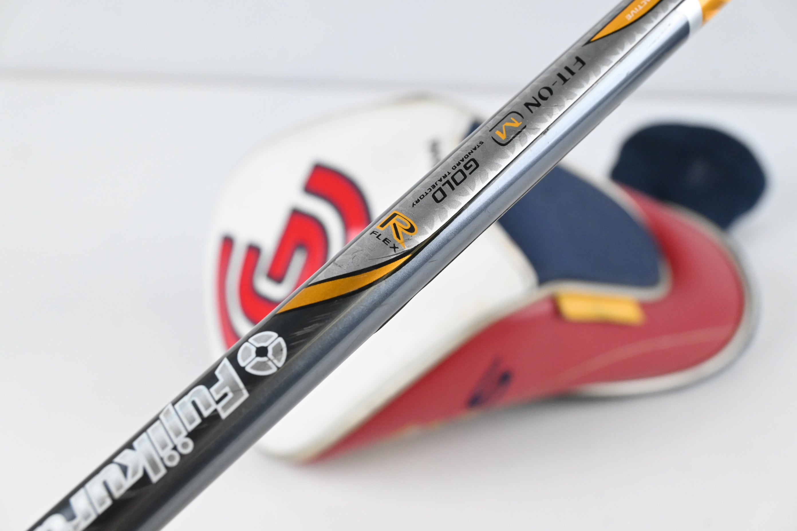 Cleveland HiBore XLS Driver / 10.5 Degree / Regular Flex Fujikura Fit-On M 55