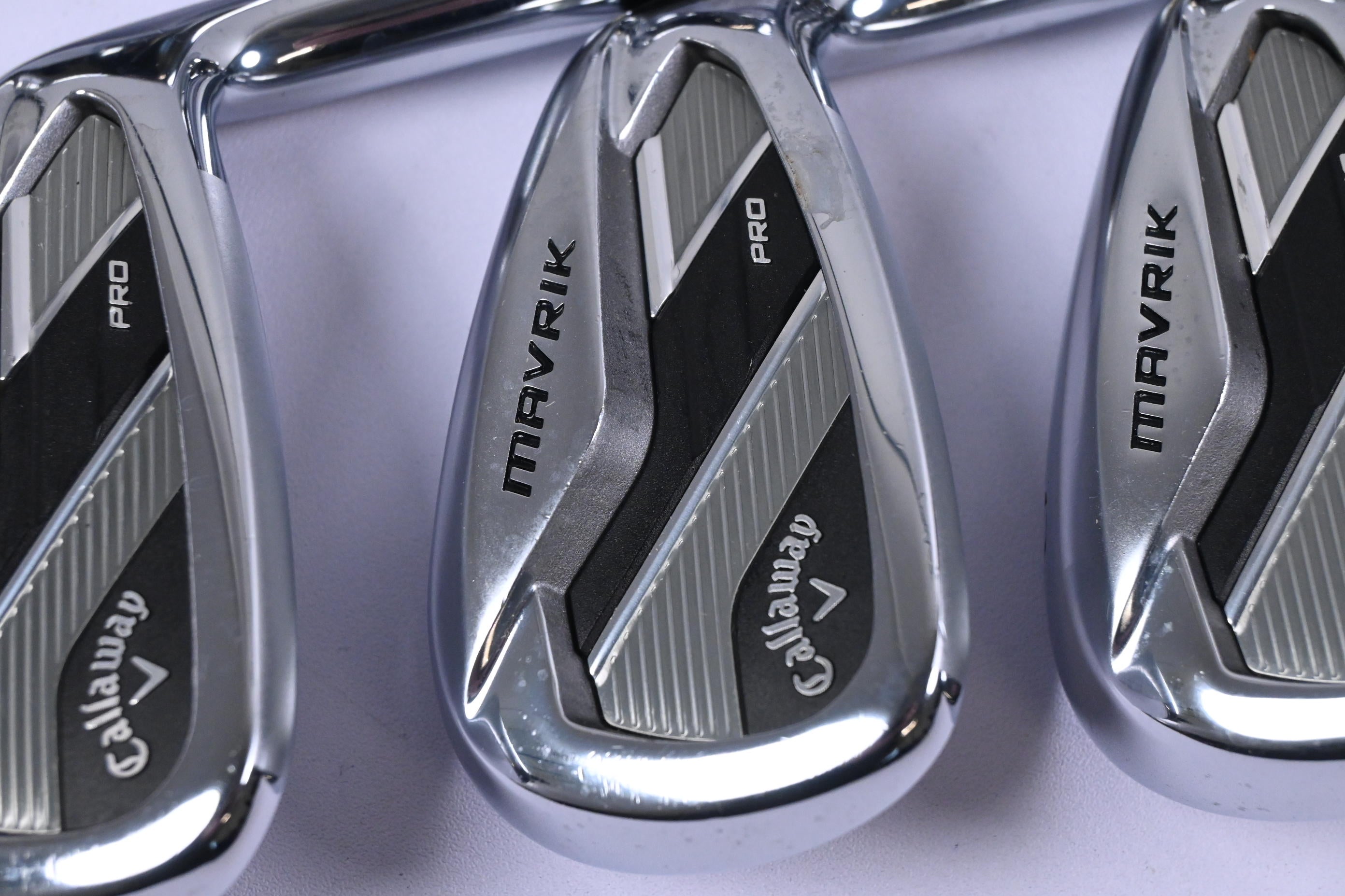 Callaway Mavrik Pro Irons / 4-PW+GW / Stiff Flex KBS Tour Graphite 90 Shafts