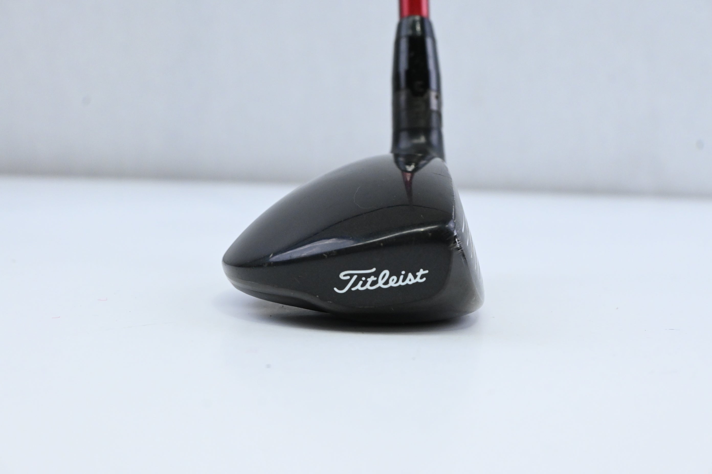 Titleist 913H #2 Hybrid / 17 Degree / Senior Flex Bassara 60 Shaft