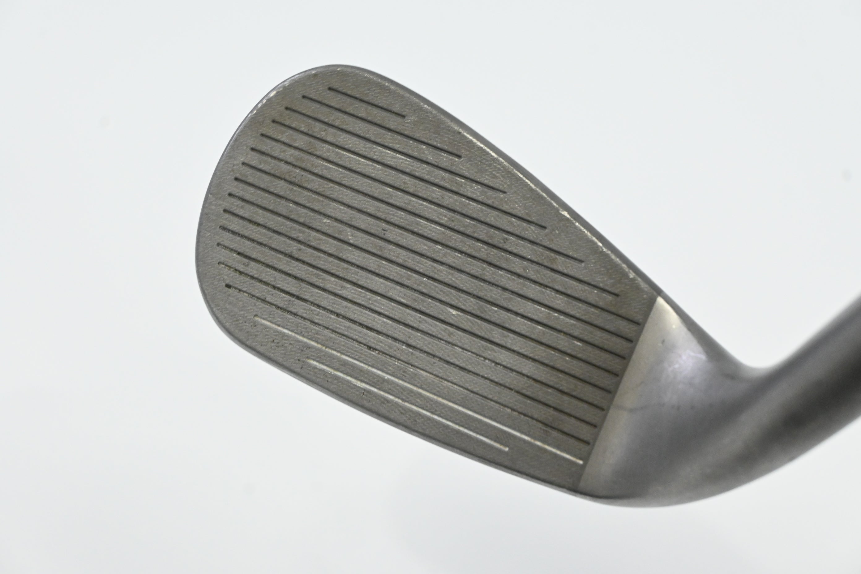 Cleveland Smart Sole Full Face Chipper / 42 Degree / Wedge Flex KBS Hi-Rev Max