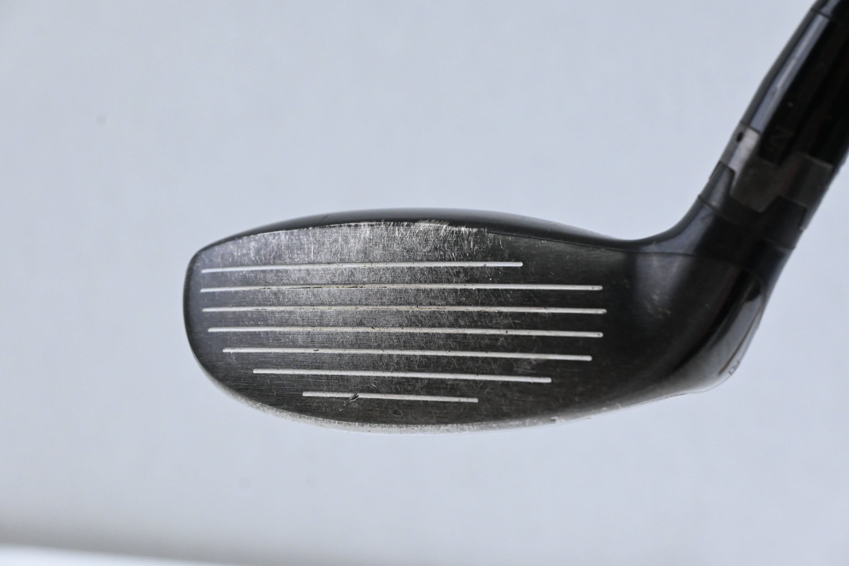 Titleist 913H #2 Hybrid / 17 Degree / Senior Flex Bassara 60 Shaft