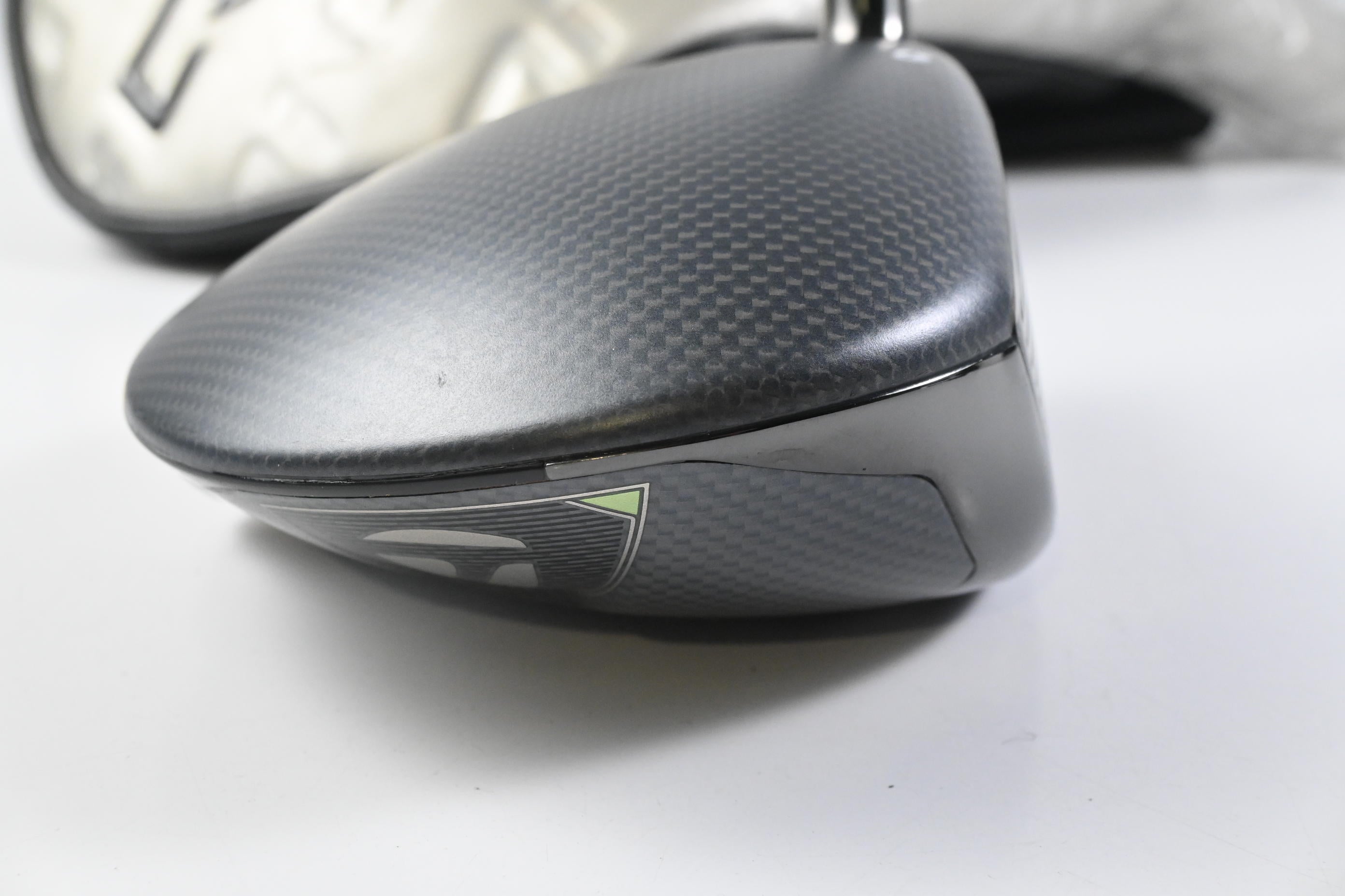 Taylormade Qi35 LS Driver / 9 Degree / Stiff Flex Fujikura Ventus Blue 5 Shaft