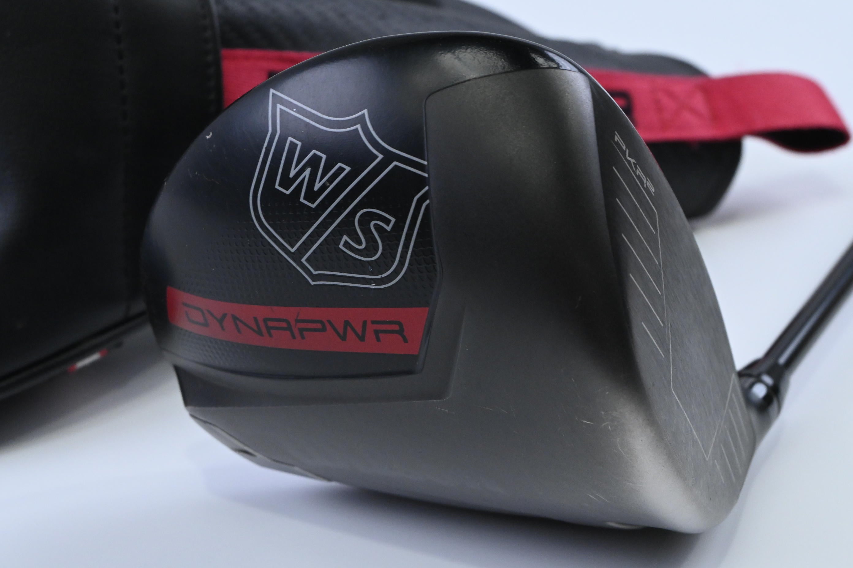 Wilson Dynapower Carbon 2023 Driver / 10.5 Degree / Regular Flex HZRDUS Smoke 50