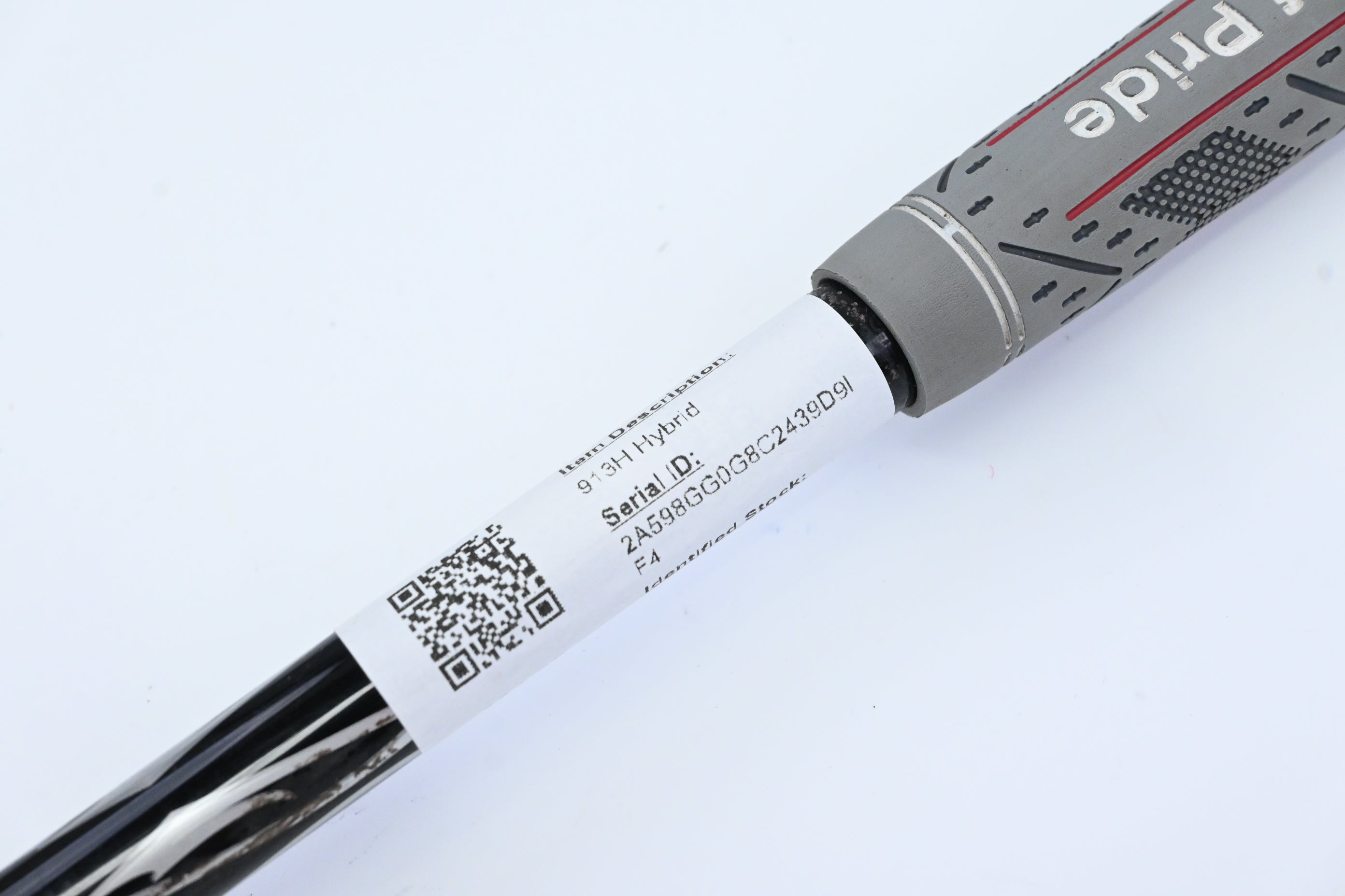 Titleist 913H #2 Hybrid / 17 Degree / Senior Flex Bassara 60 Shaft