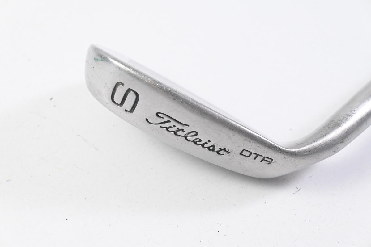 Titleist DTR Sand Wedge / 54 Degree / Regular Flex Dynamic Gold Shaft